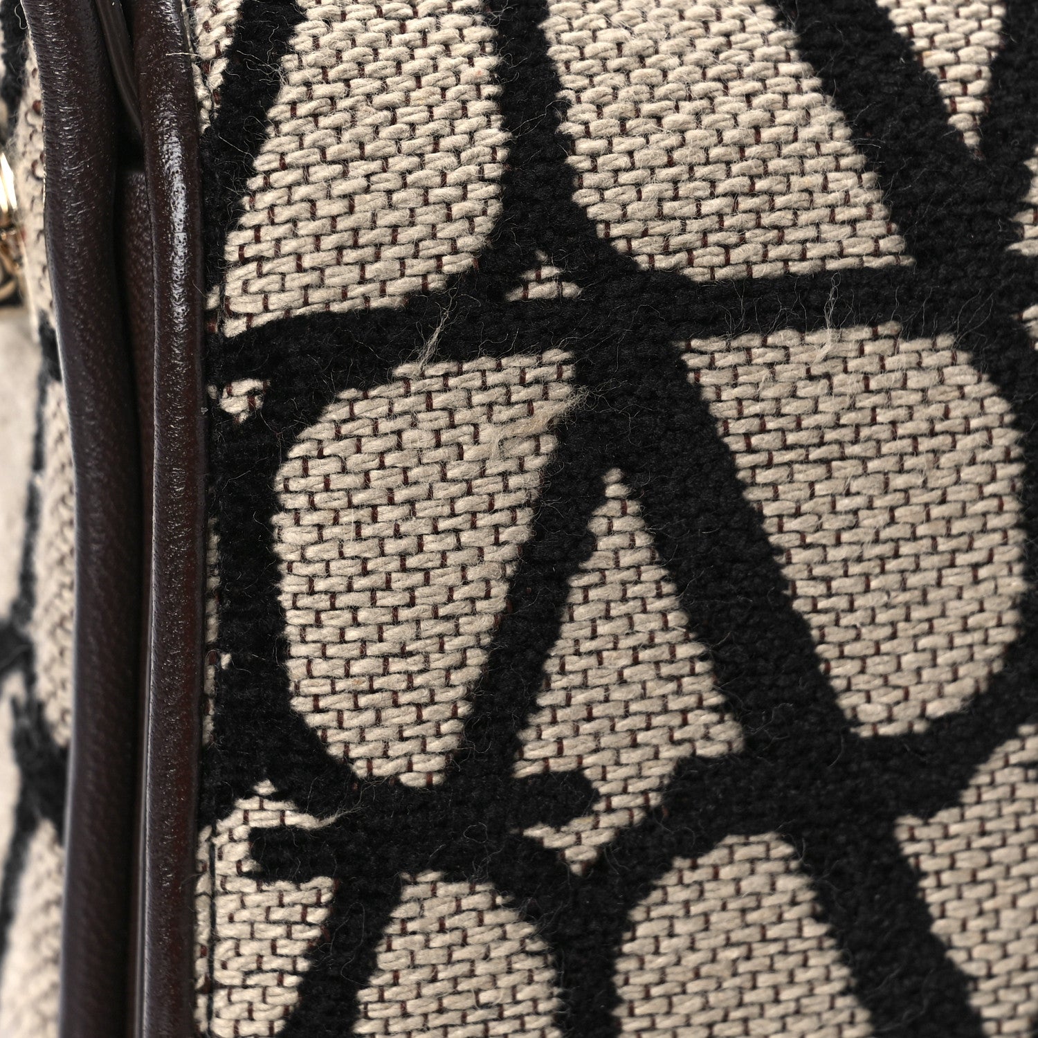 Valentino Garavani Toile Iconographe Goatskin Le Grand Deuxieme Shoulder Bag Naturale Black Fondant 9 of 9
