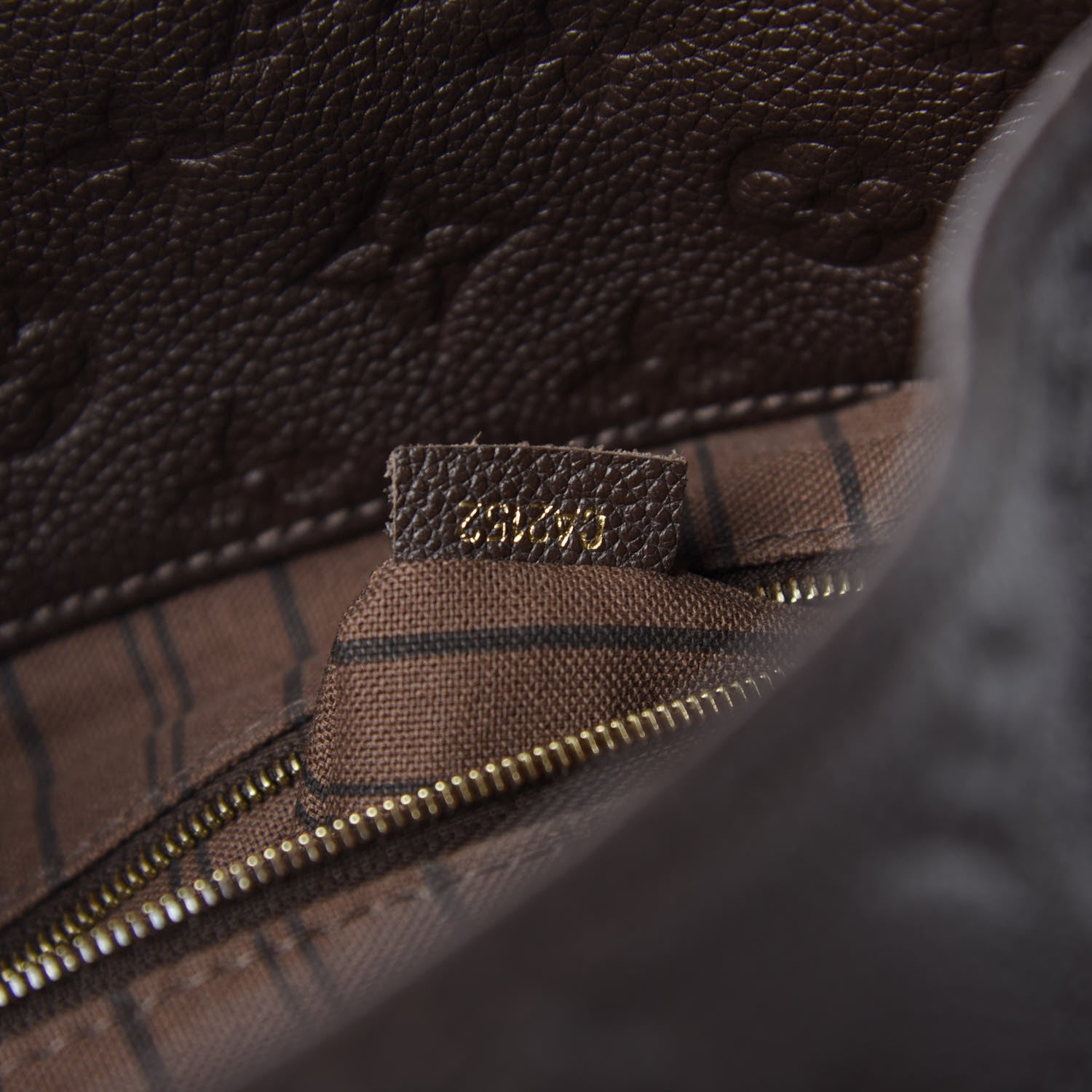 Louis Vuitton Empreinte Artsy MM Terre 13 of 14