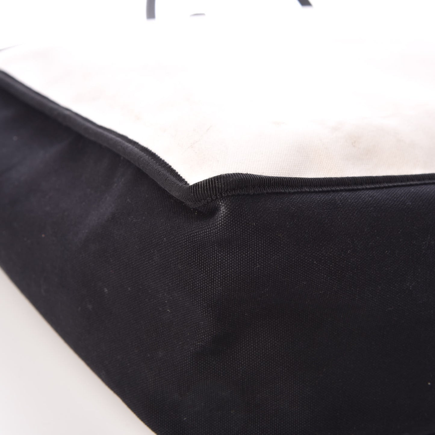 Canvas Calfskin Large Let's Demonstrate Tote White Black