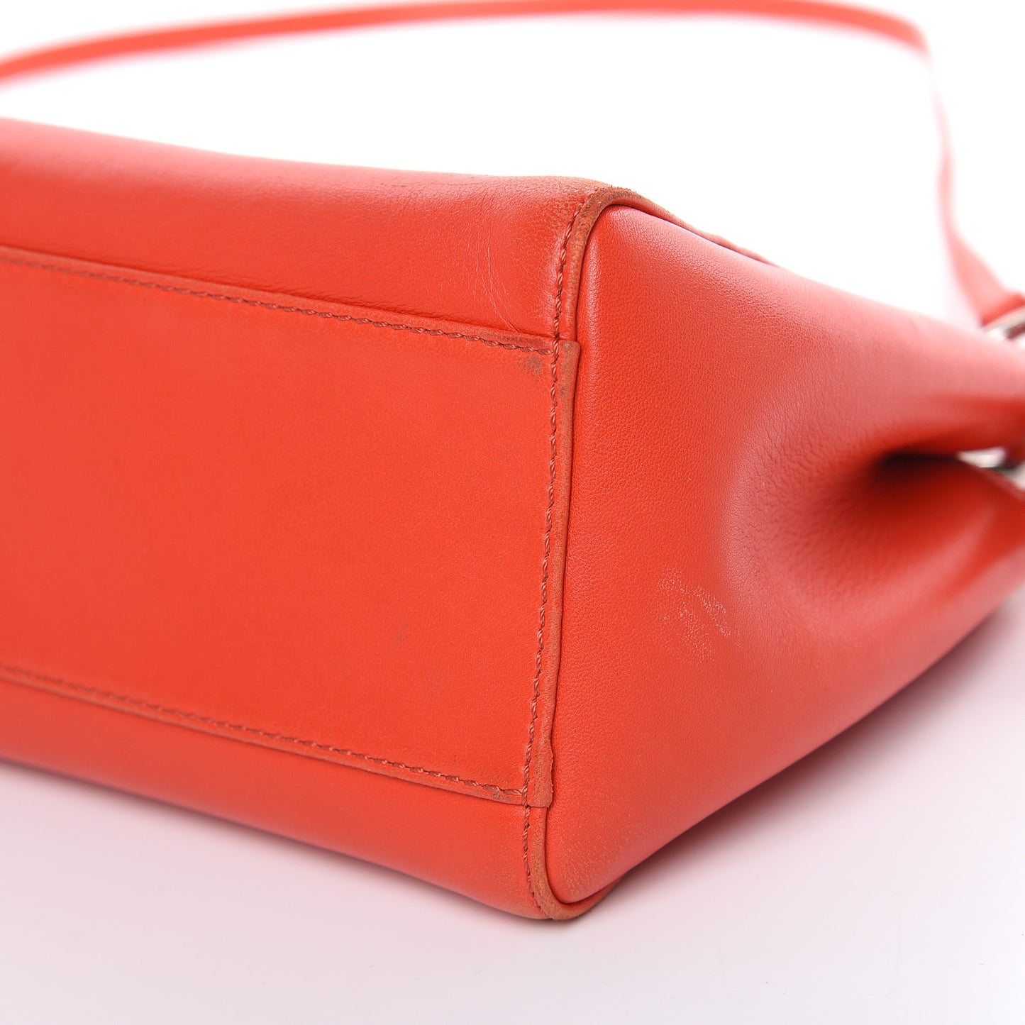 Nappa Mini Peekaboo Iconic Satchel Papavero