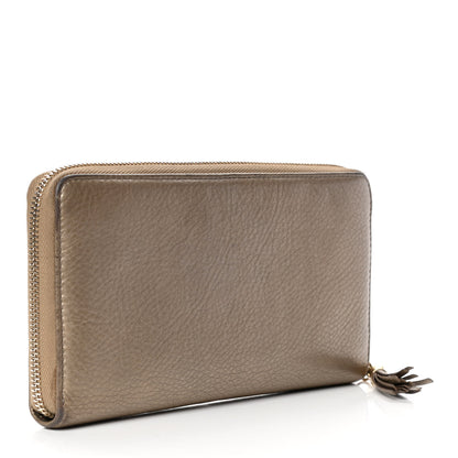 Gucci Metallic Pebbled Calfskin Soho Zip Around Wallet Golden Beige 2 of 5