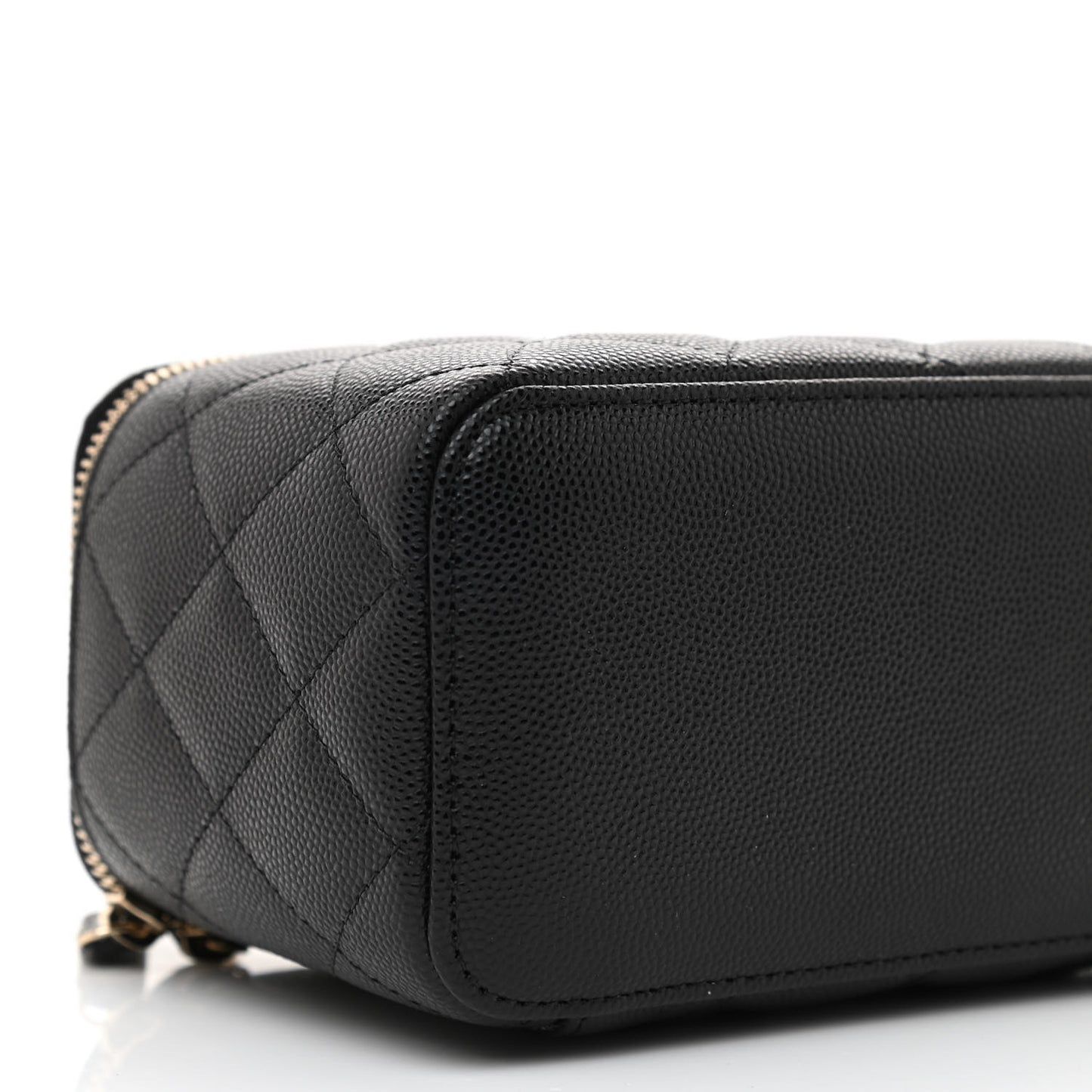 Caviar Quilted Small Vanity Case With Chain Black