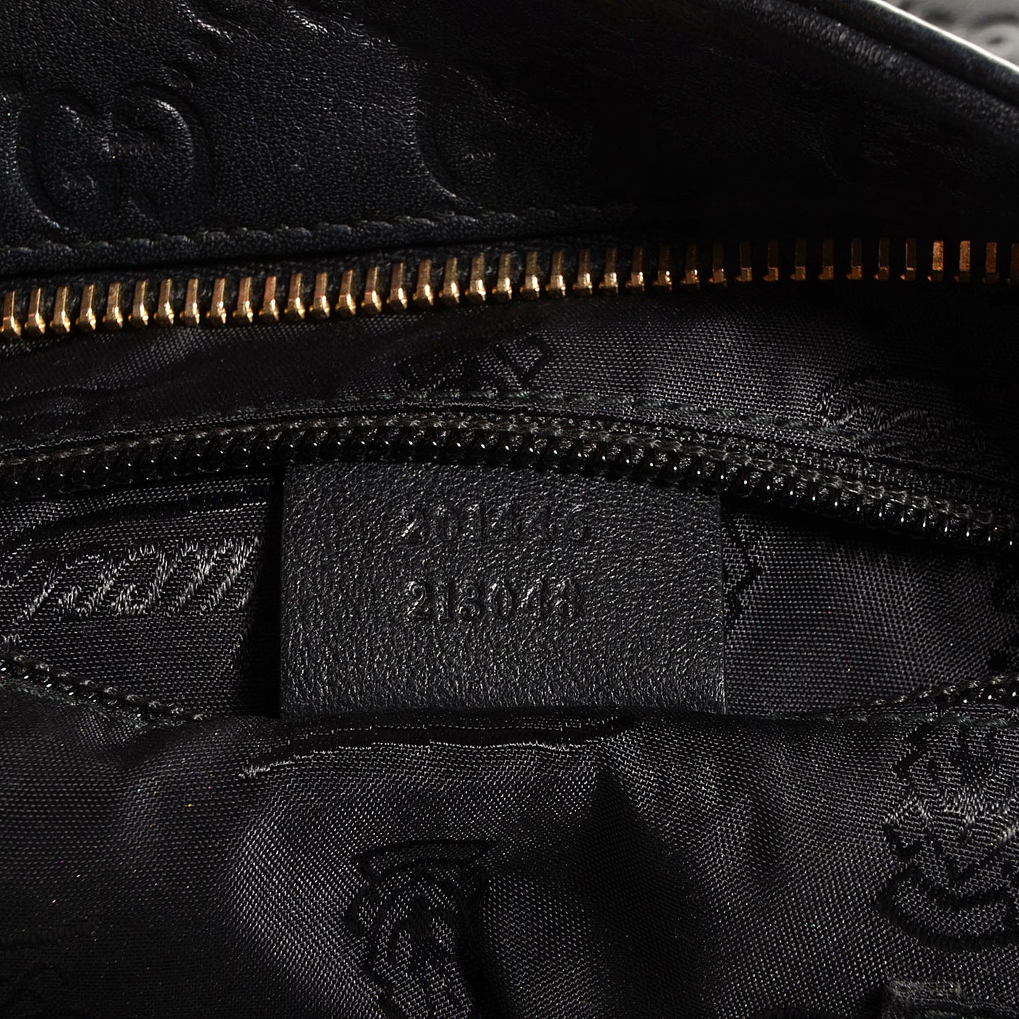 Guccissima Medium Flat Messenger Bag Black