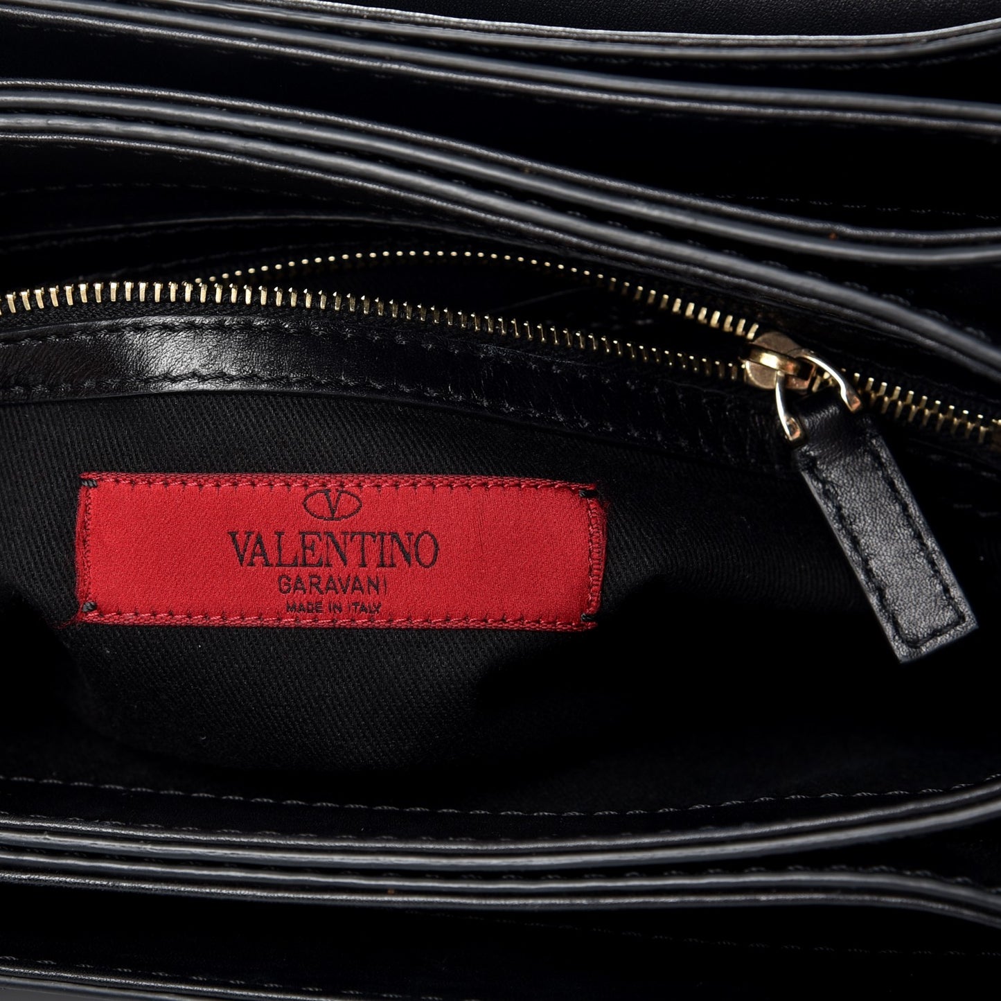 Vitello Rockstud Shoulder Flap Bag Black