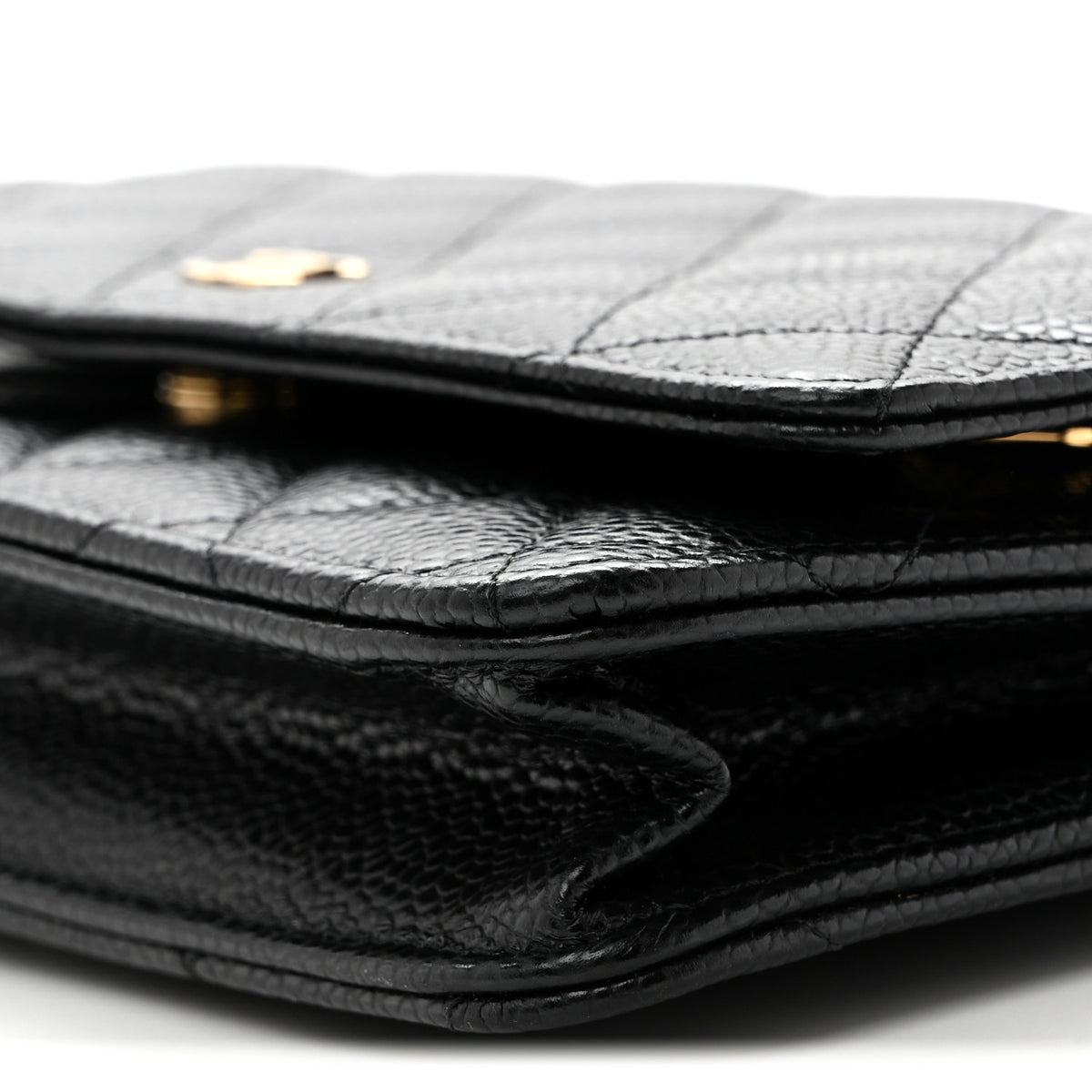 Caviar Quilted Wallet on Chain WOC Black