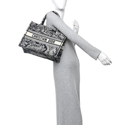 Christian Dior Canvas Embroidered Medium Dioriviera Toile De Jouy Reverse Book Tote Blue 2 of 12