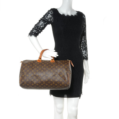 Louis Vuitton Monogram Speedy 40 2 of 10