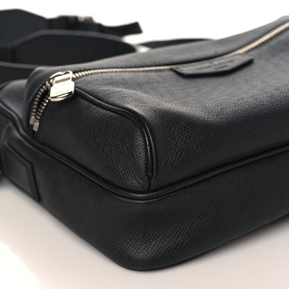 Louis Vuitton Taiga Outdoor Messenger PM Black 7 of 8
