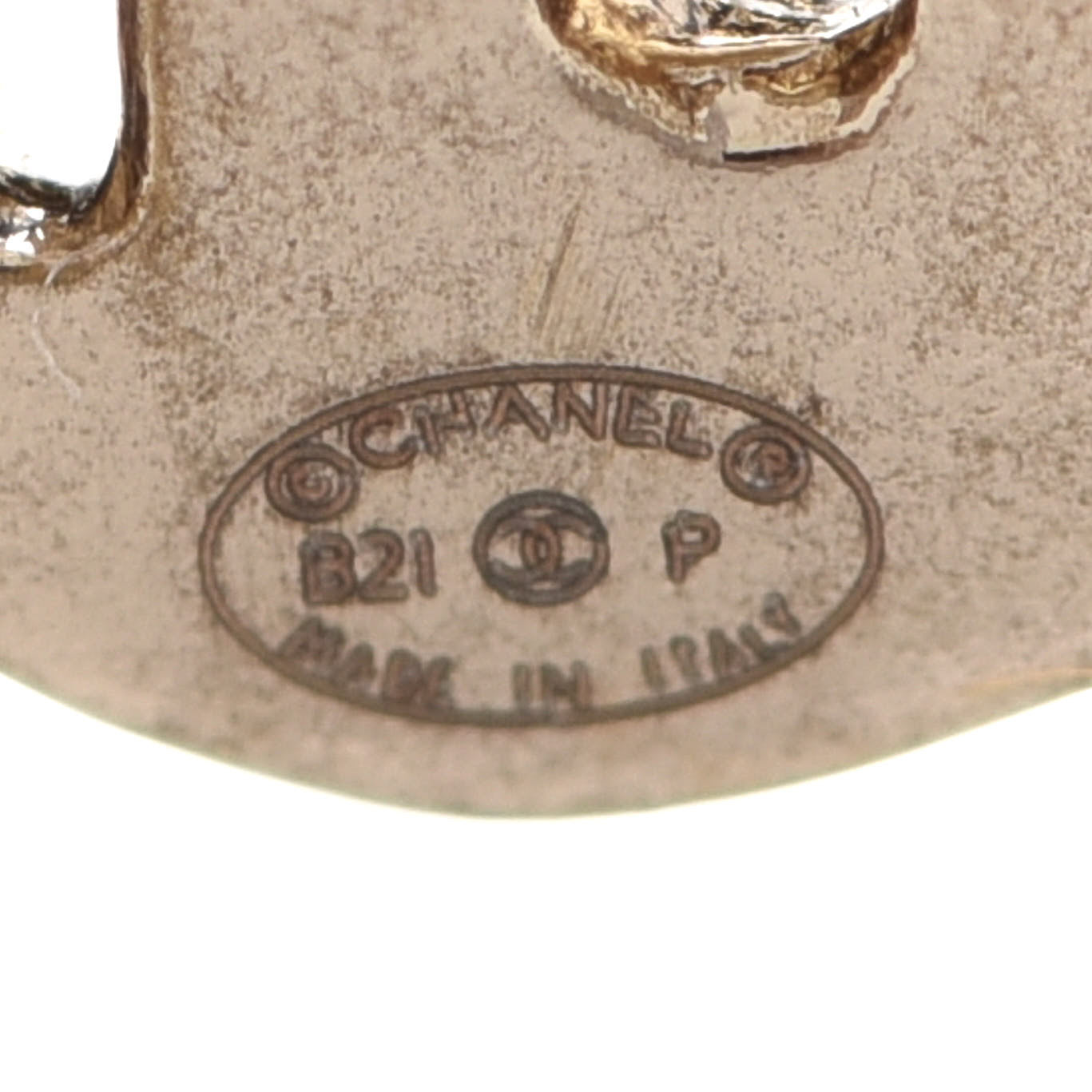 Metal CC Turnlock Climber Clip On Earrings Gold