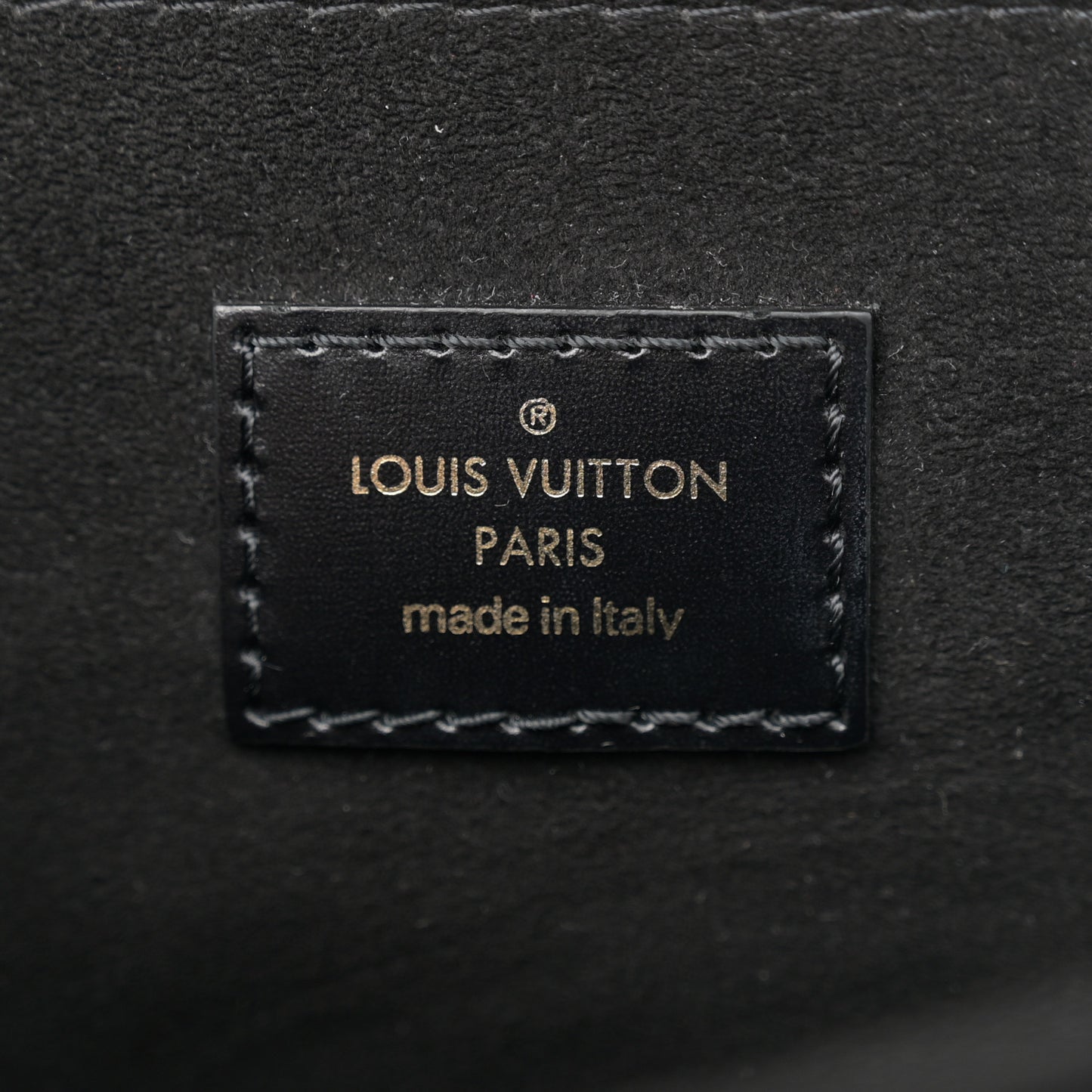 Reverse Monogram Pochette Metis