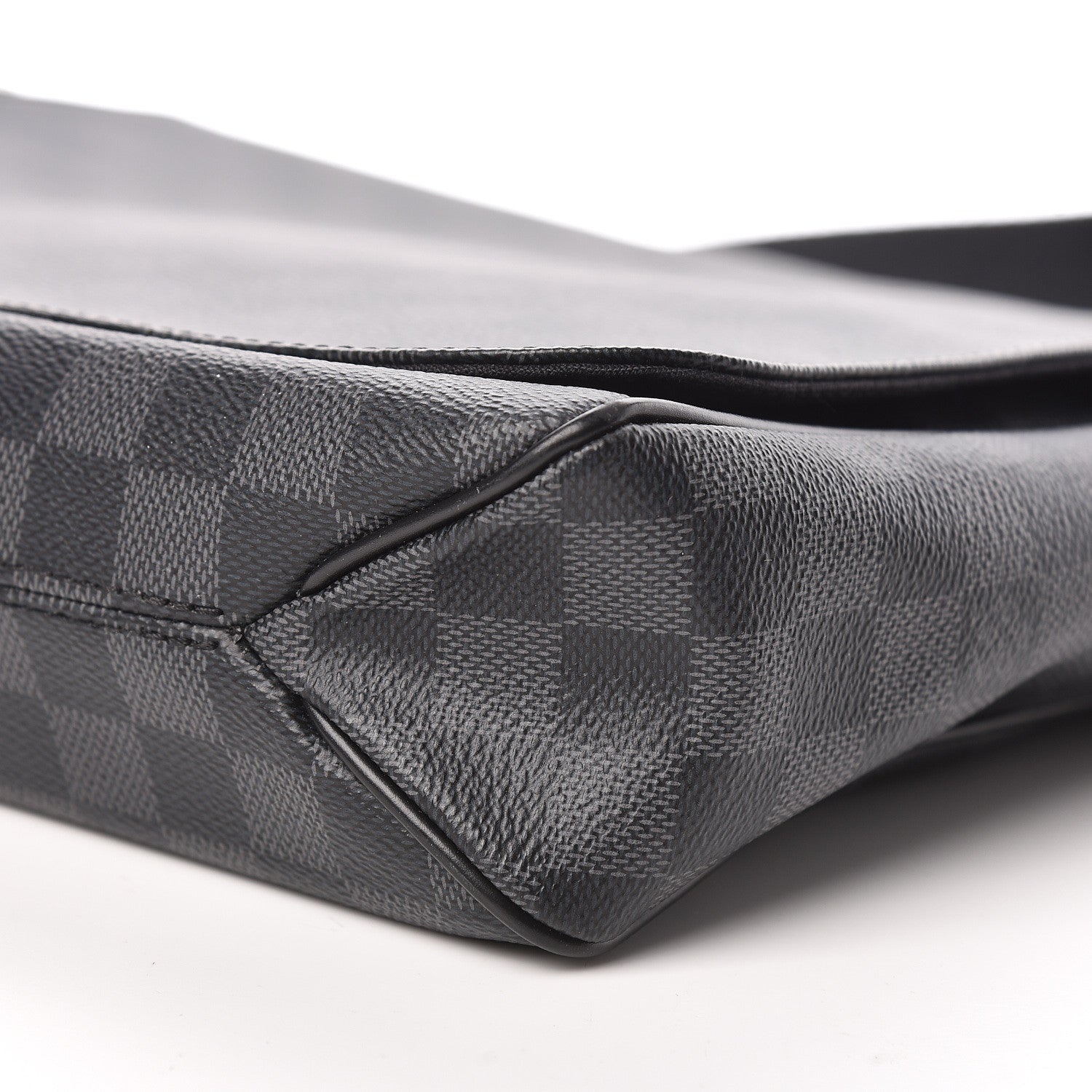 Louis Vuitton Damier Graphite District MM 10 of 11