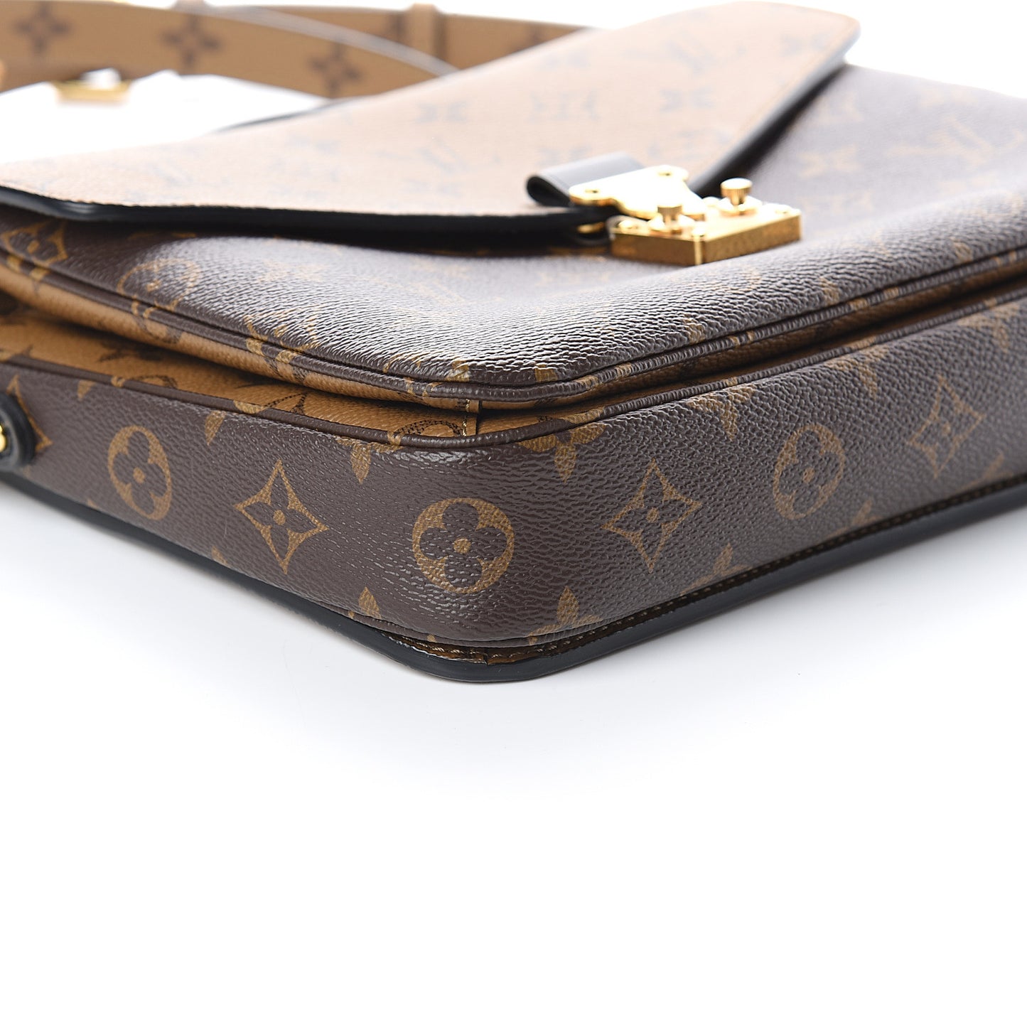 Reverse Monogram Pochette Metis