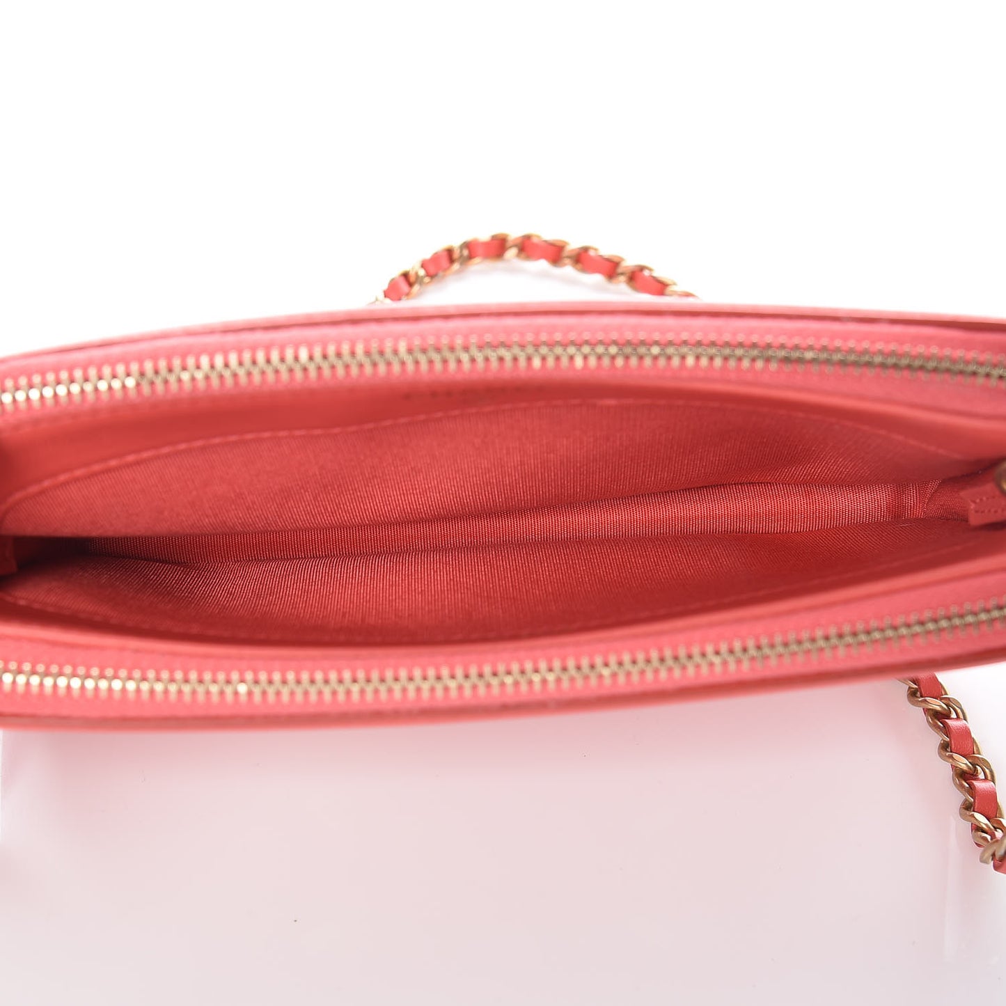 Caviar Quilted CC Filigree Clutch With Chain Red