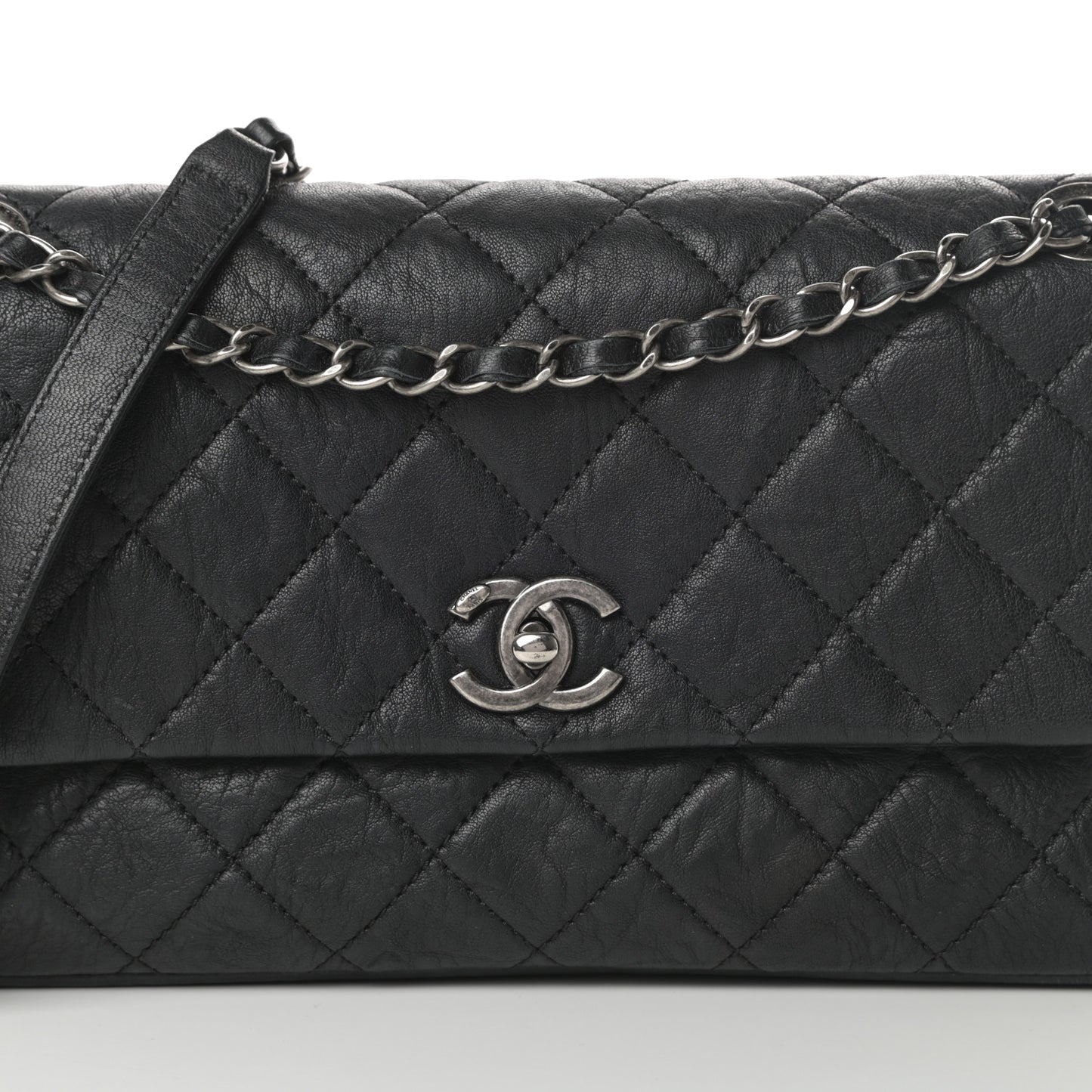 Crumpled Lambskin Quilted Medium Single Flap Black