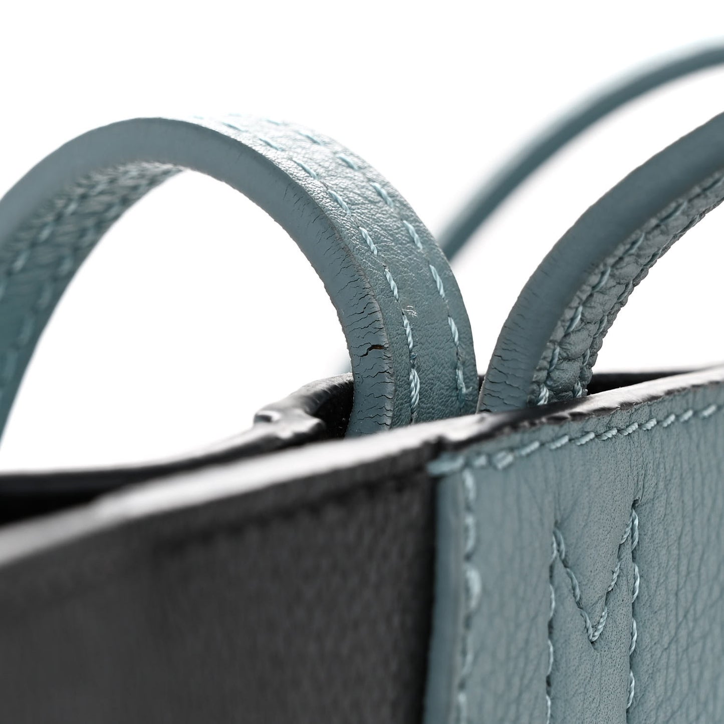Calfskin Lockme Cabas Sky Black