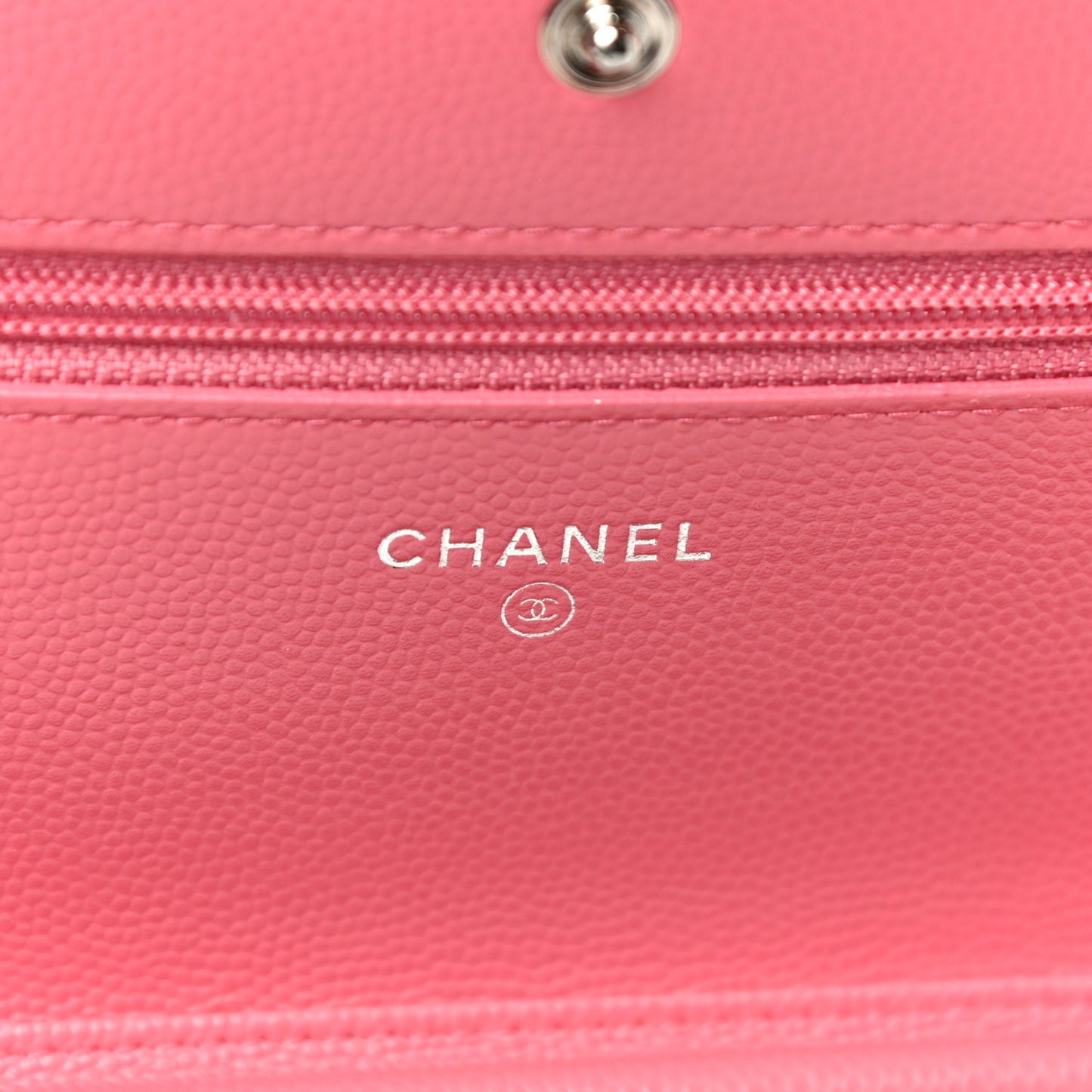 Caviar Chevron Quilted Wallet On Chain WOC Pink