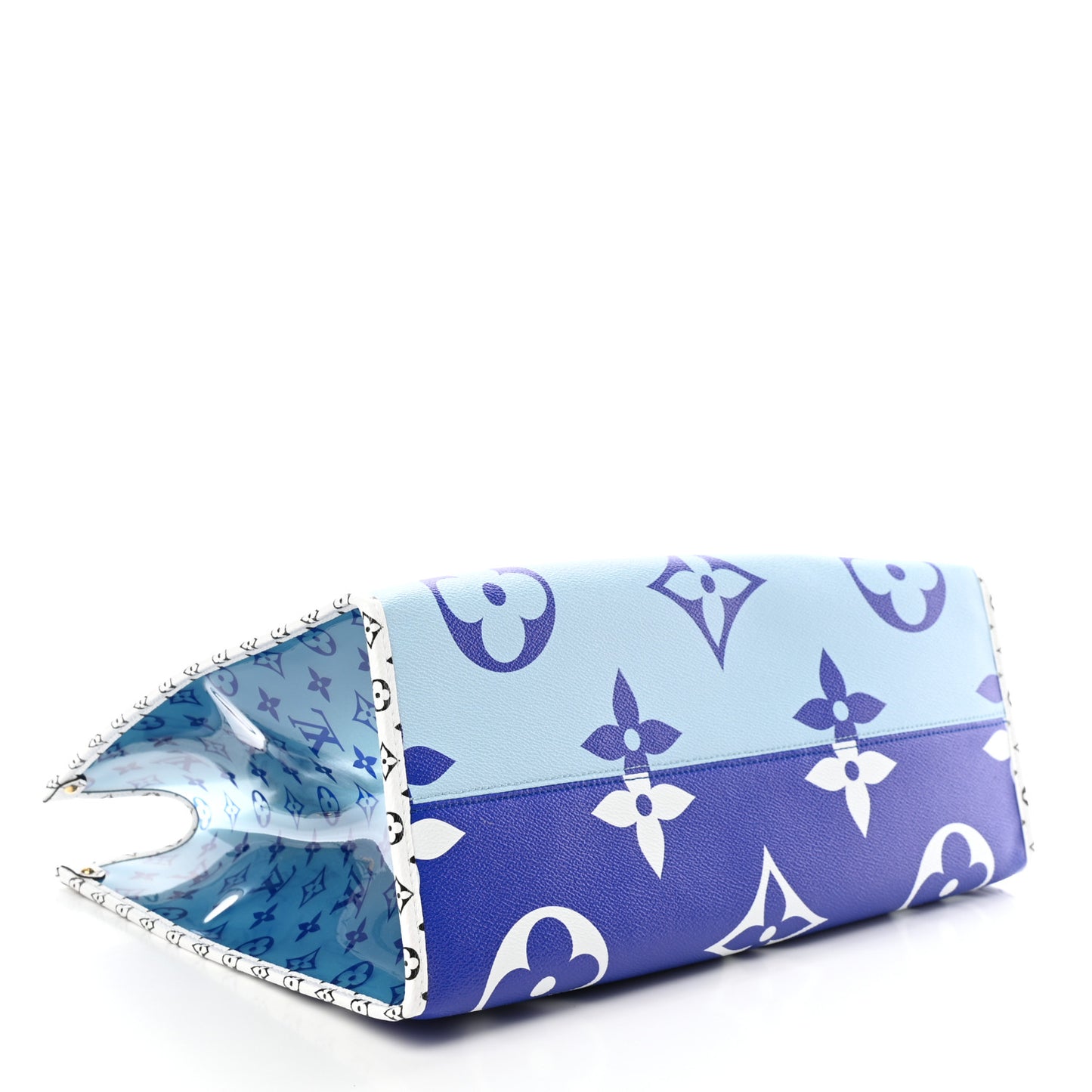 Monogram Giant Hamptons Onthego Blue