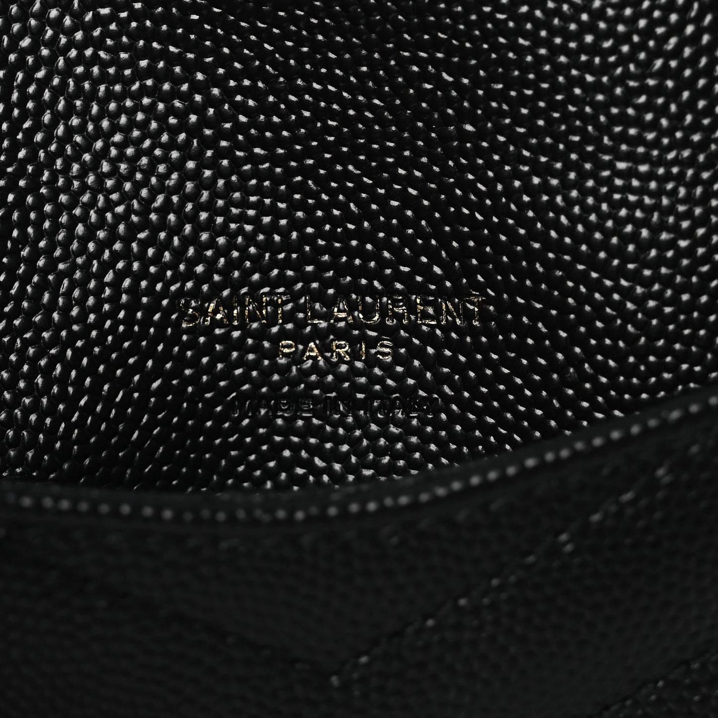 Grain De Poudre Matelasse Chevron Monogram Compact Wallet Black
