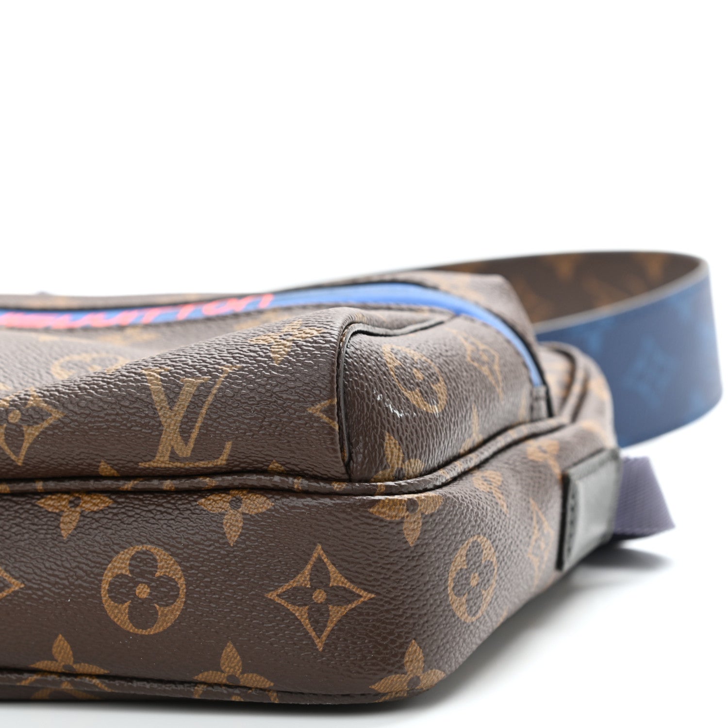 Louis Vuitton Monogram Outdoor Messenger PM 10 of 11