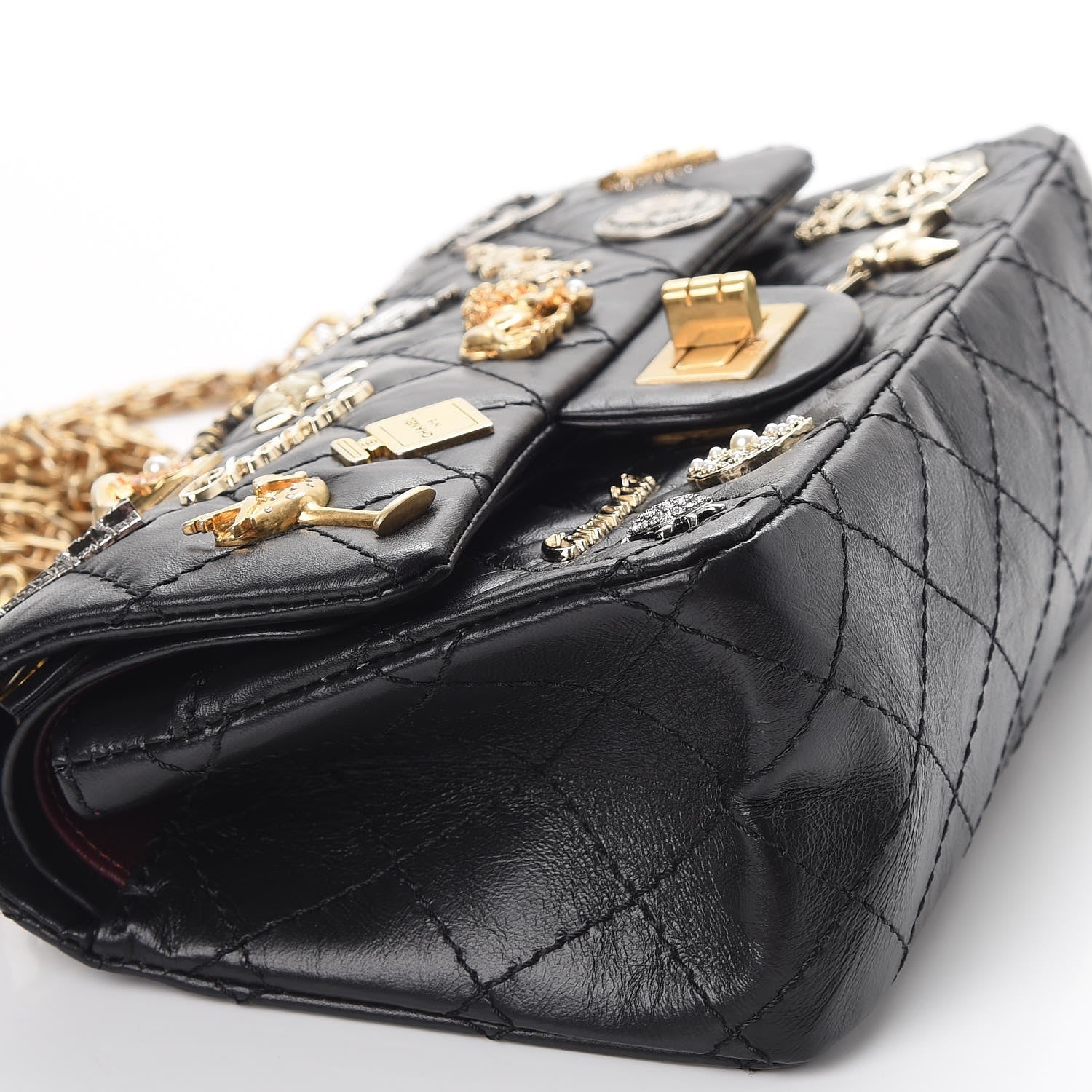 Chanel Aged Calfskin Lucky Charms 2.55 Reissue 224 Flap Black 8 of 10