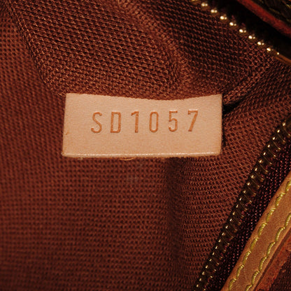 Louis Vuitton Monogram Batignolles Horizontal 7 of 7
