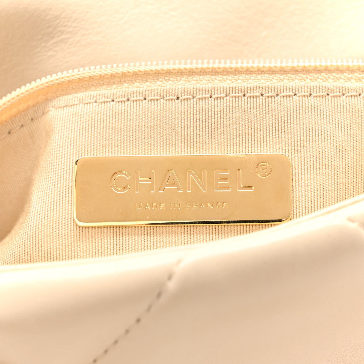 Lambskin Quilted Medium Chanel 19 Flap Light Beige