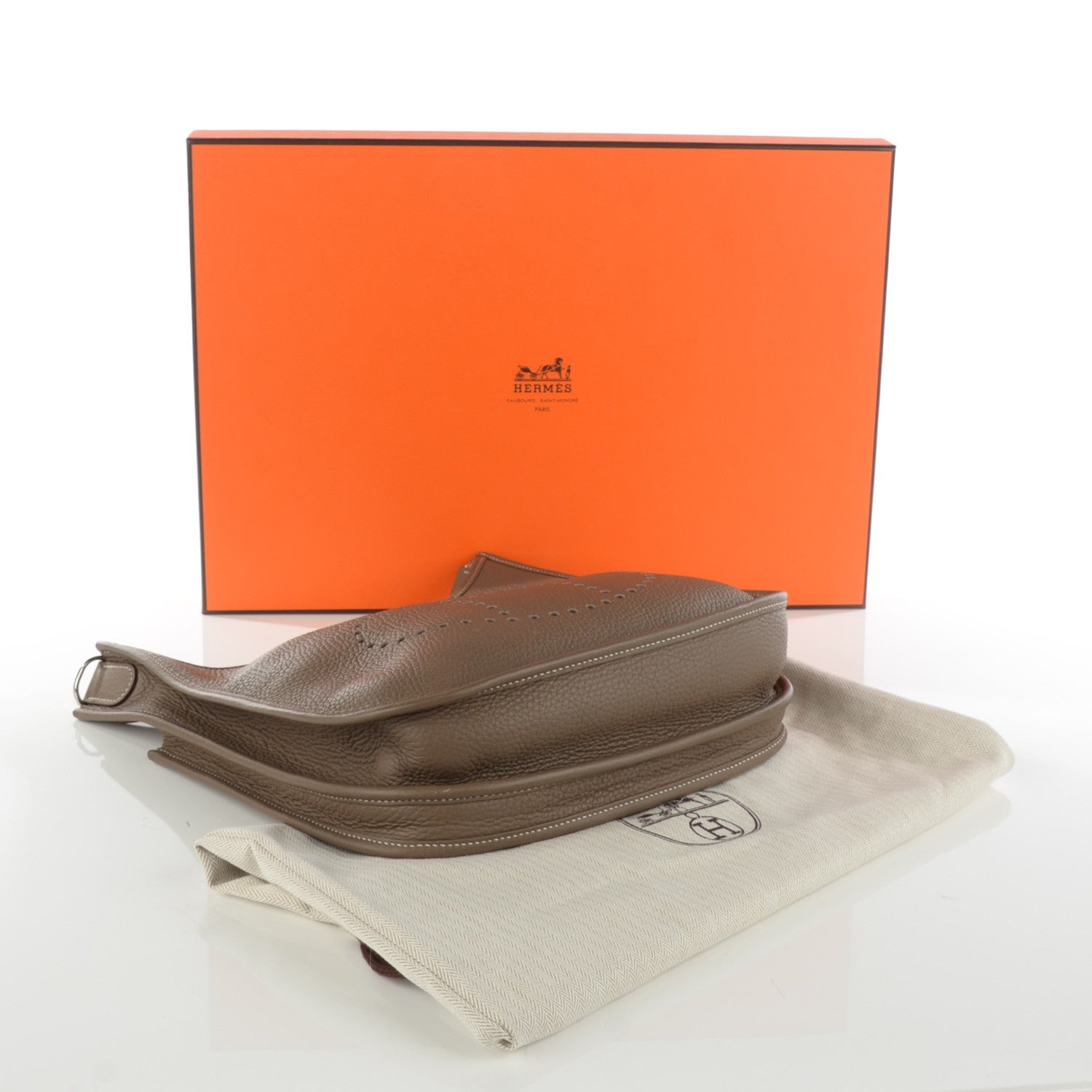 Hermes Taurillon Clemence Evelyne III PM Etoupe 4 of 8