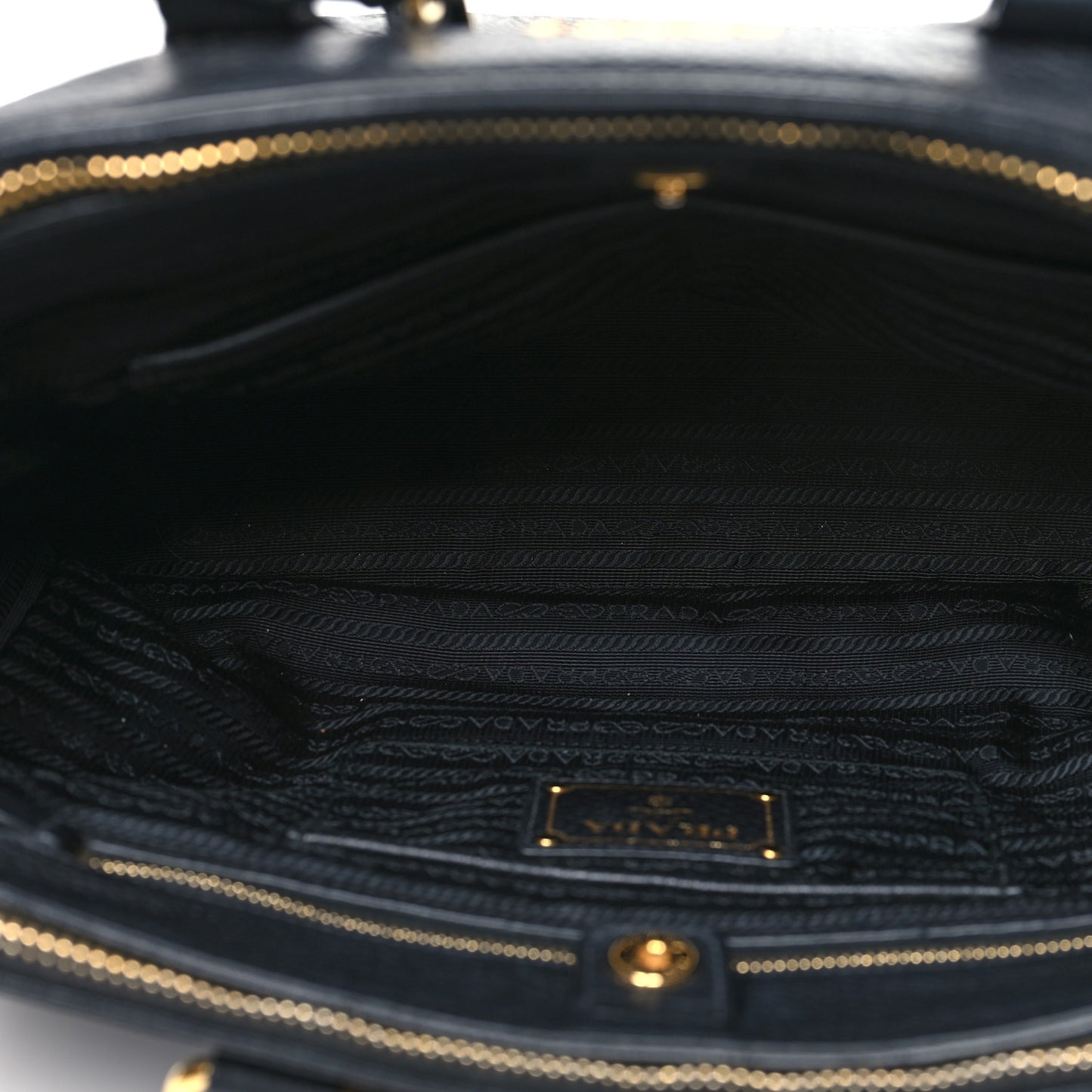 Vitello Daino Large Double Zip Tote Black