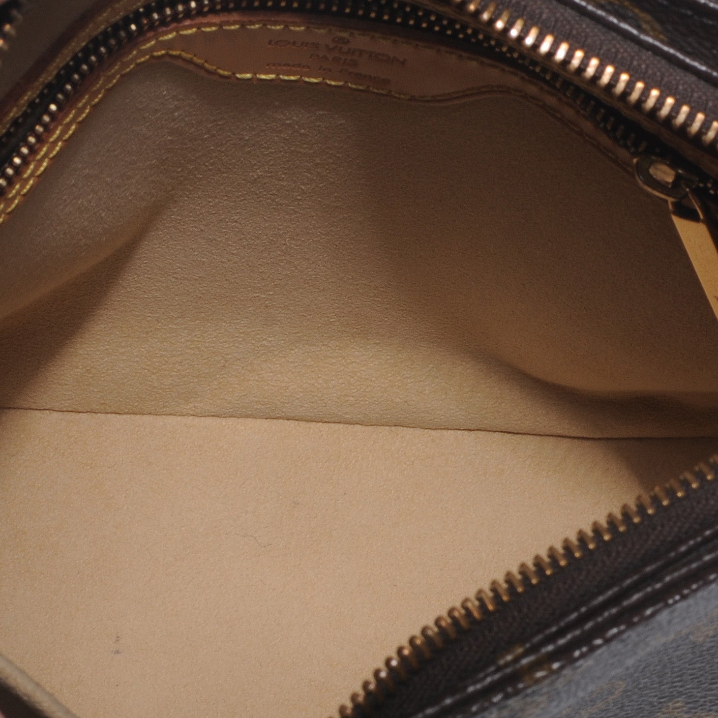 Louis Vuitton Monogram Looping MM 5 of 7
