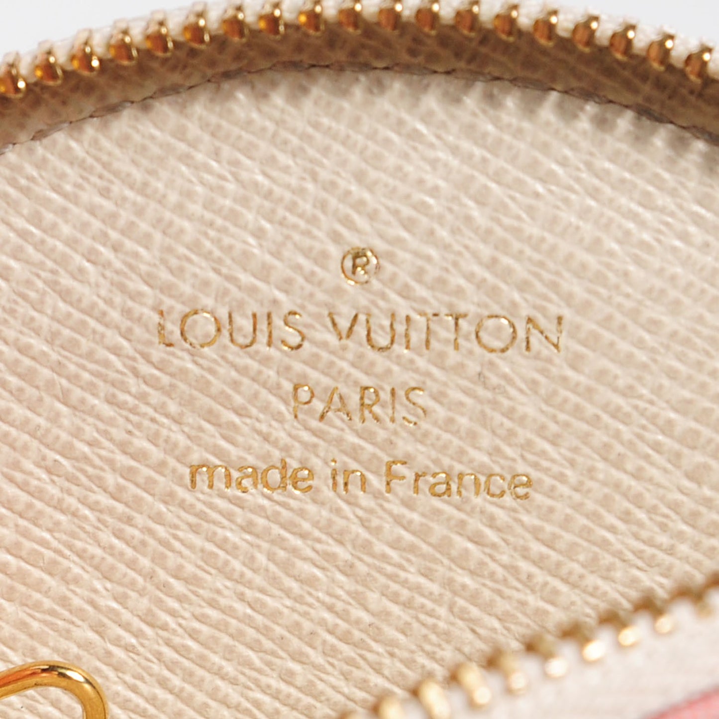 Mini Lin Croisette Round Coin Purse Rouge