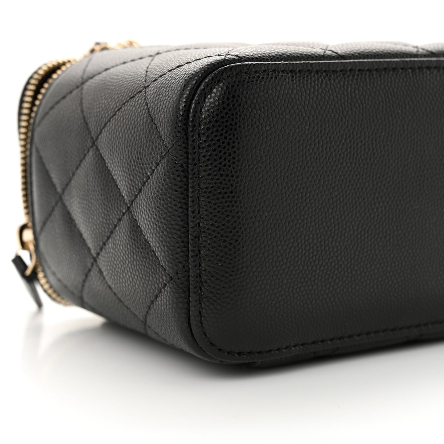 Caviar Quilted Small Vanity Case With Chain Black