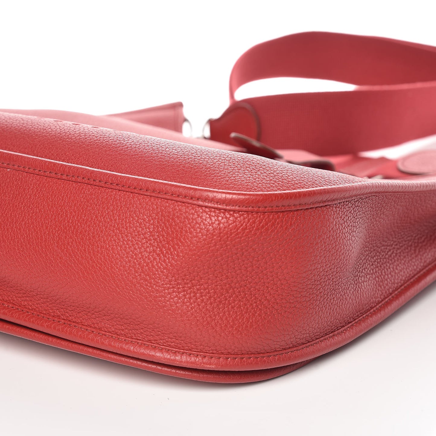 Taurillon Clemence Evelyne III GM Rouge Garance