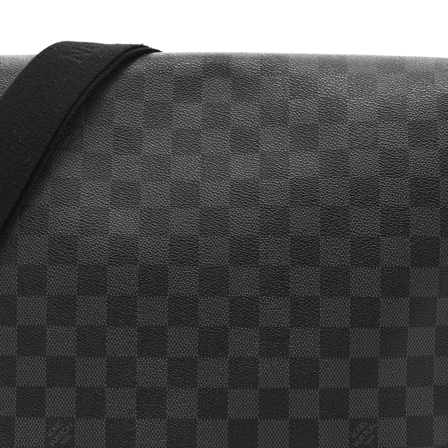 Louis Vuitton Damier Graphite Daniel MM 8 of 10