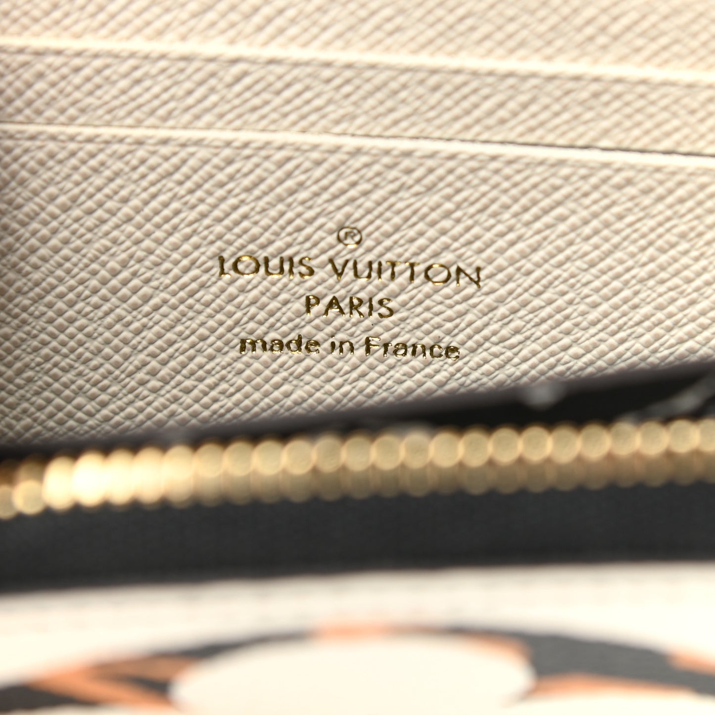 Monogram Giant Jungle Zippy Coin Purse Ivory