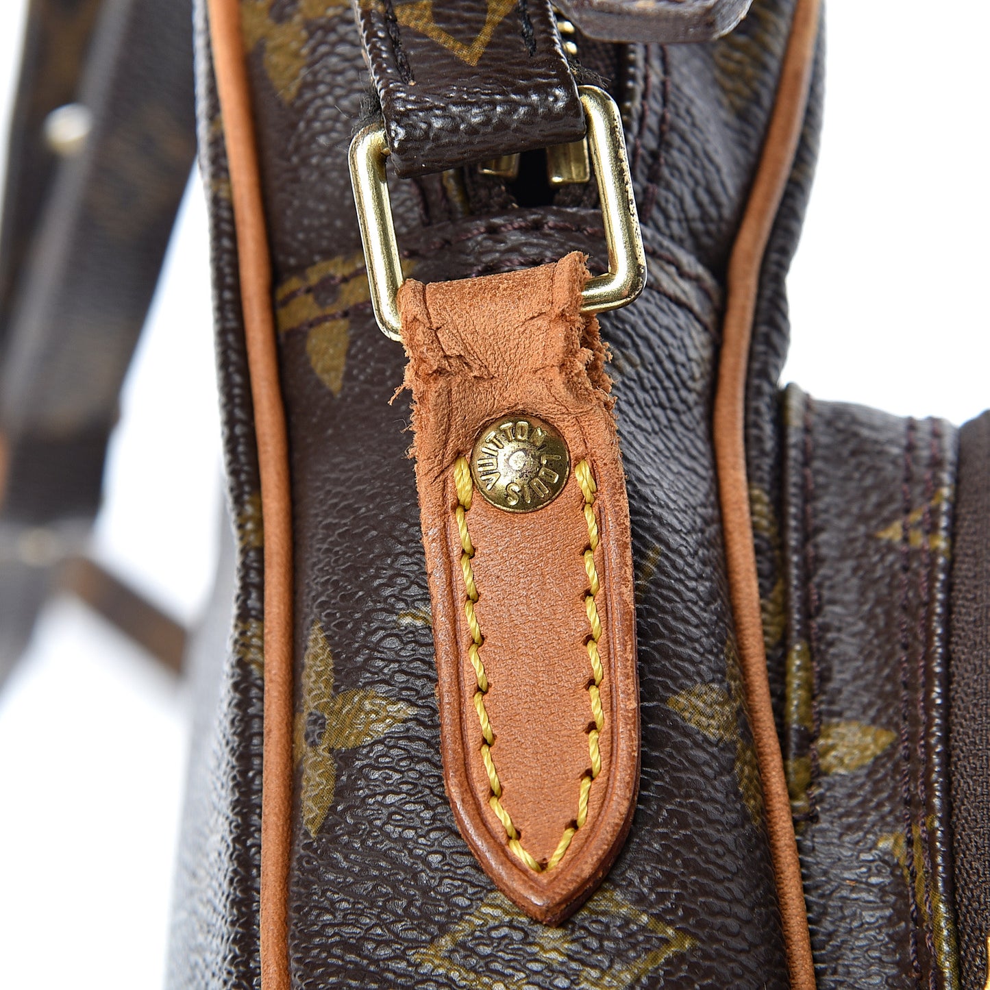 Monogram Amazone