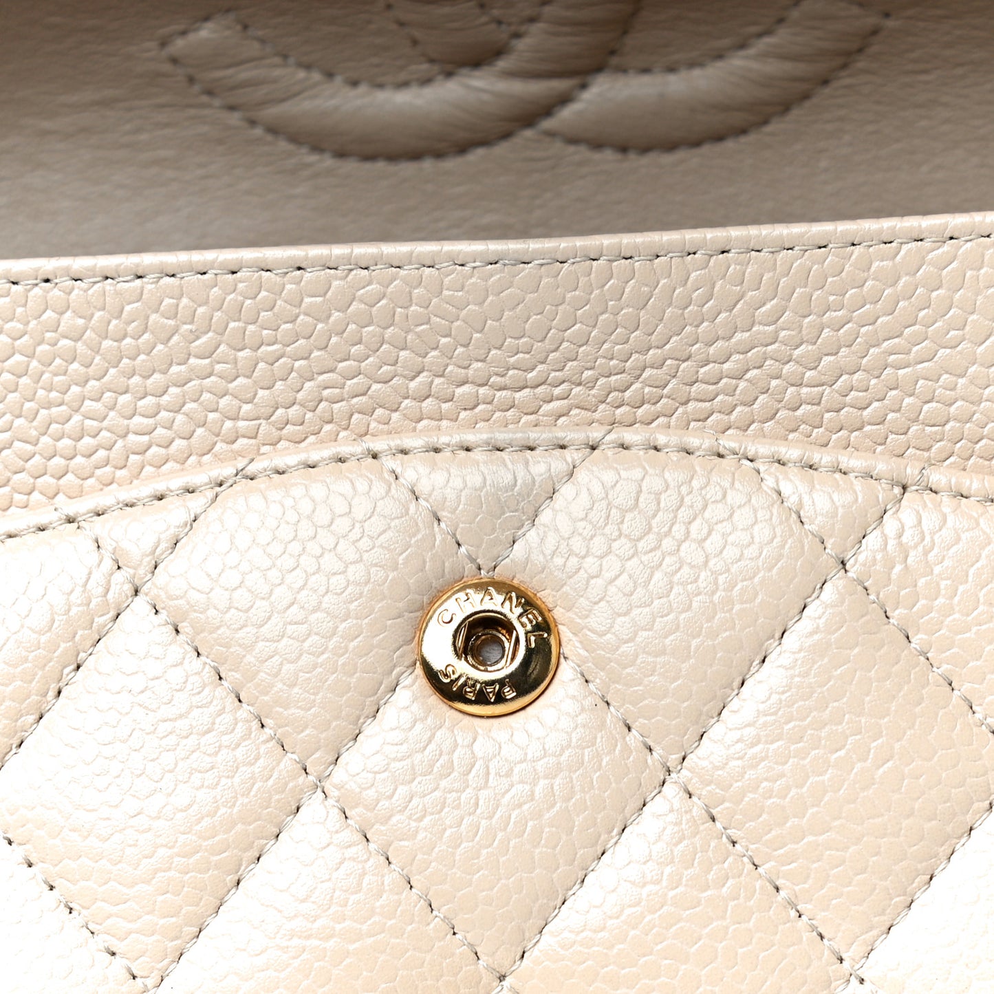 Caviar Quilted Medium Double Flap Beige