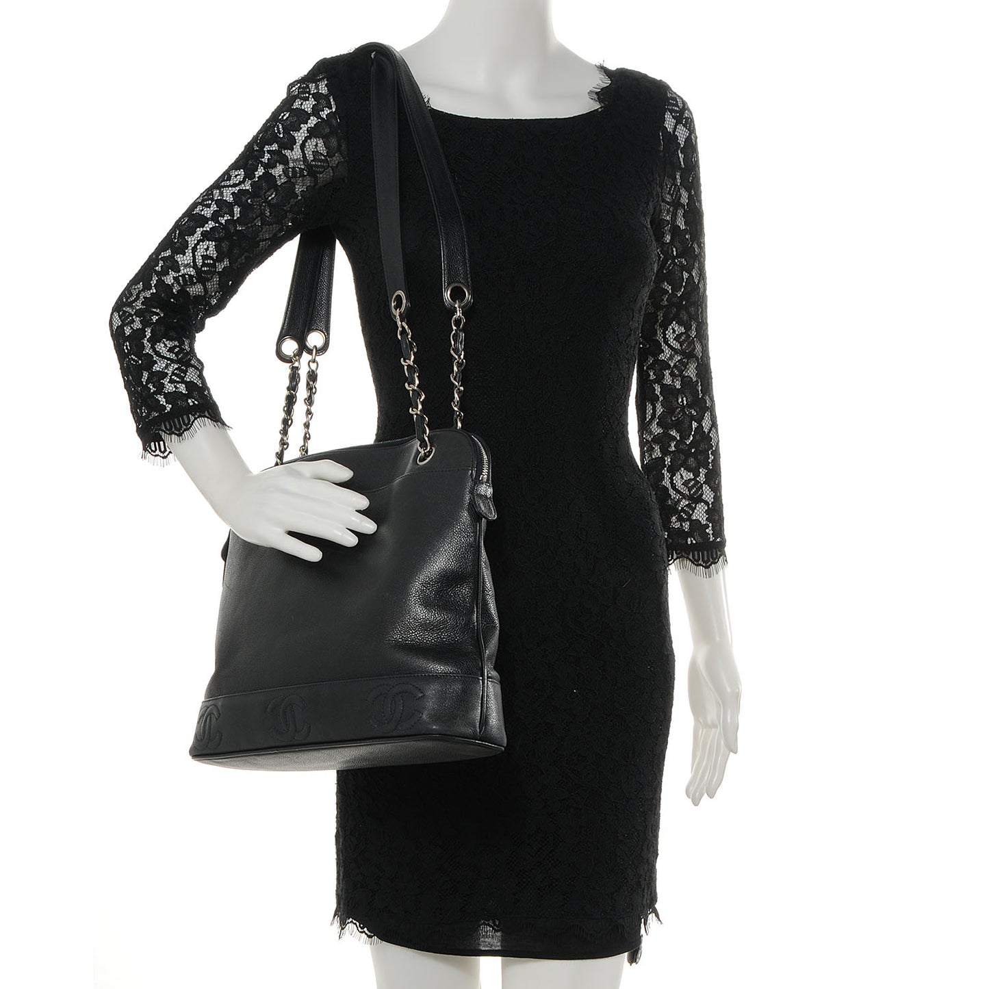 Caviar CC Shoulder Bag Navy Blue