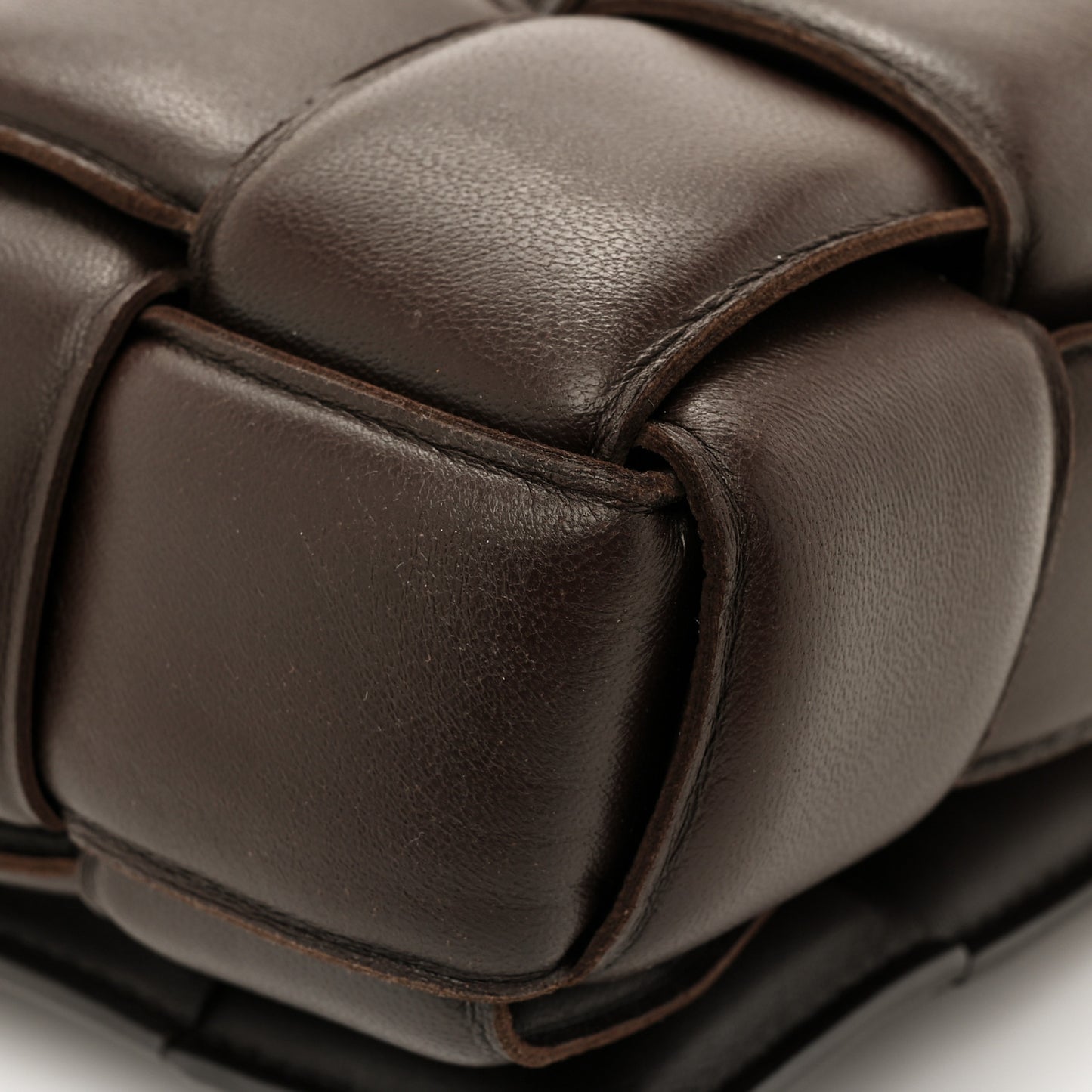 Lambskin Maxi Intreccio Padded Chain Cassette Crossbody Bag Fondant