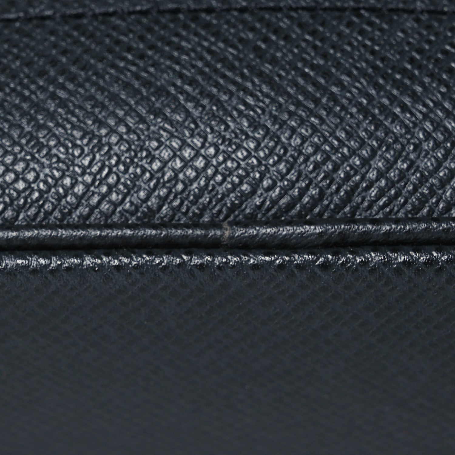Louis Vuitton Taiga Pavel Ardoise 10 of 11