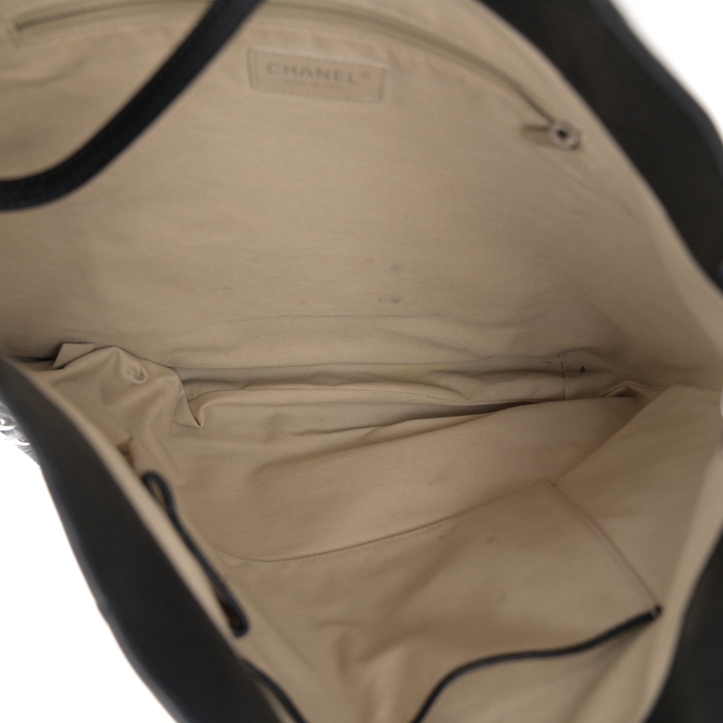 Caviar Stitched Medium CC Pocket Hobo Black