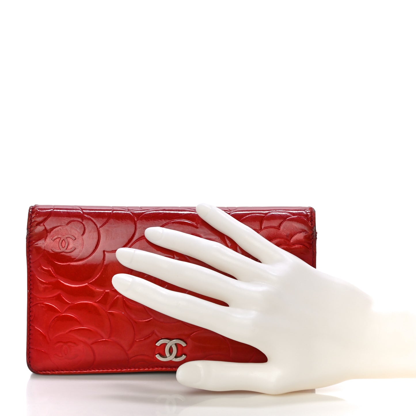 Patent Camellia Embossed Yen Wallet Red