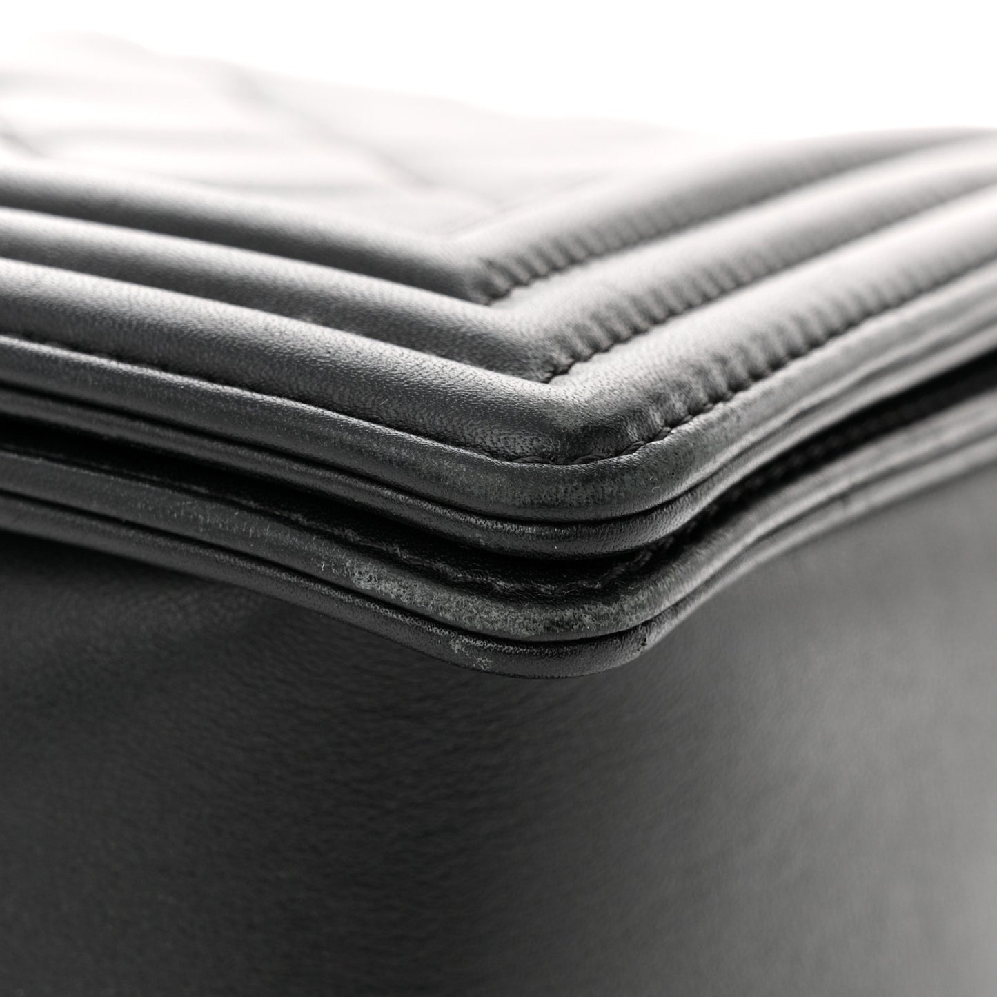Lambskin Quilted New Medium Boy Flap Black