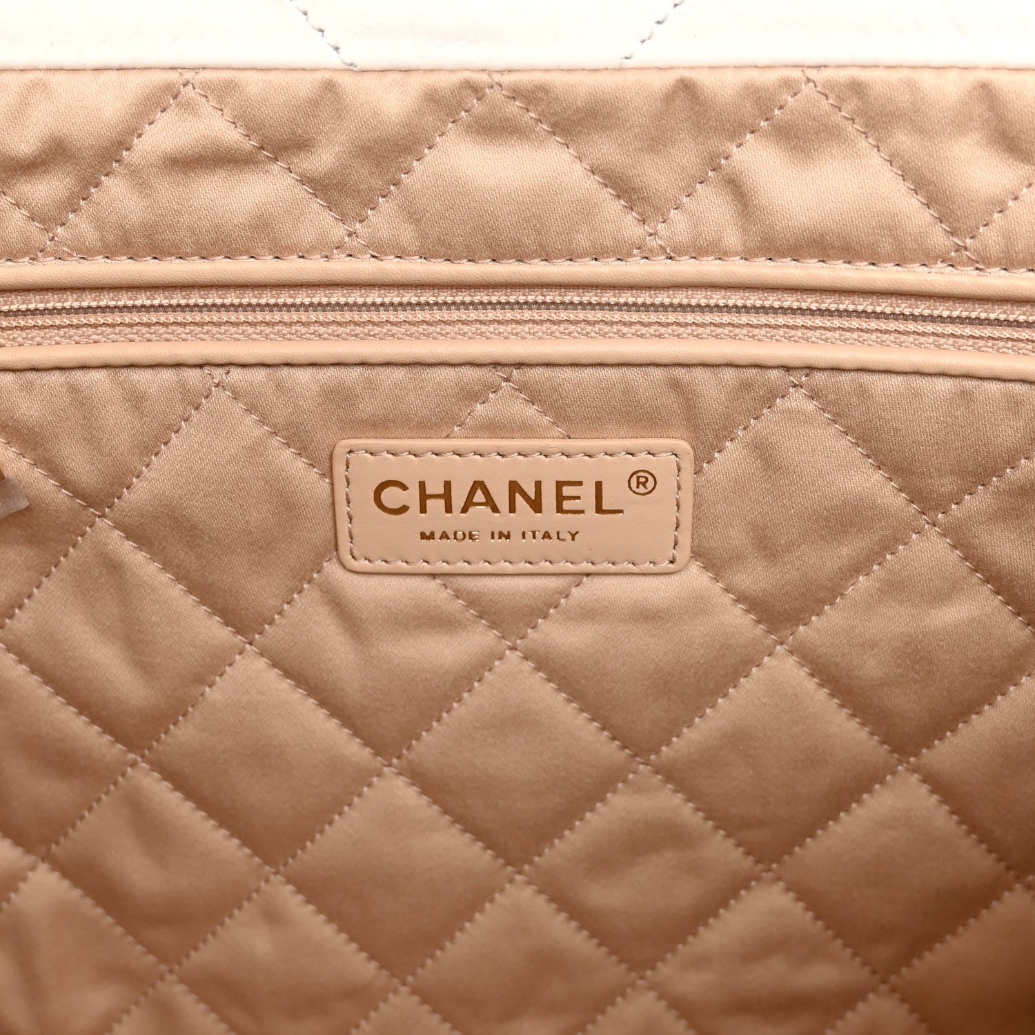 Chanel Shiny Calfskin Quilted Small Chanel 22 White 7 of 11