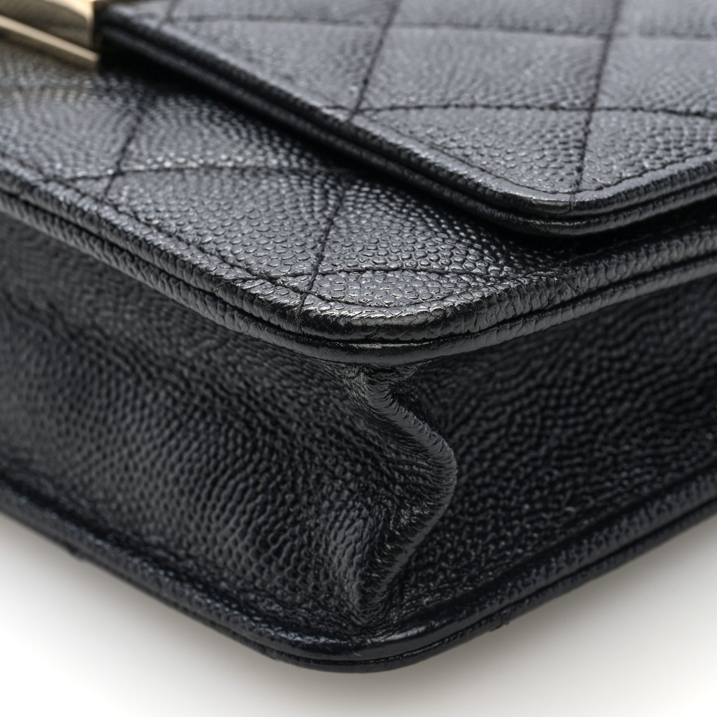 Caviar Quilted Golden Class Wallet On Chain WOC Black