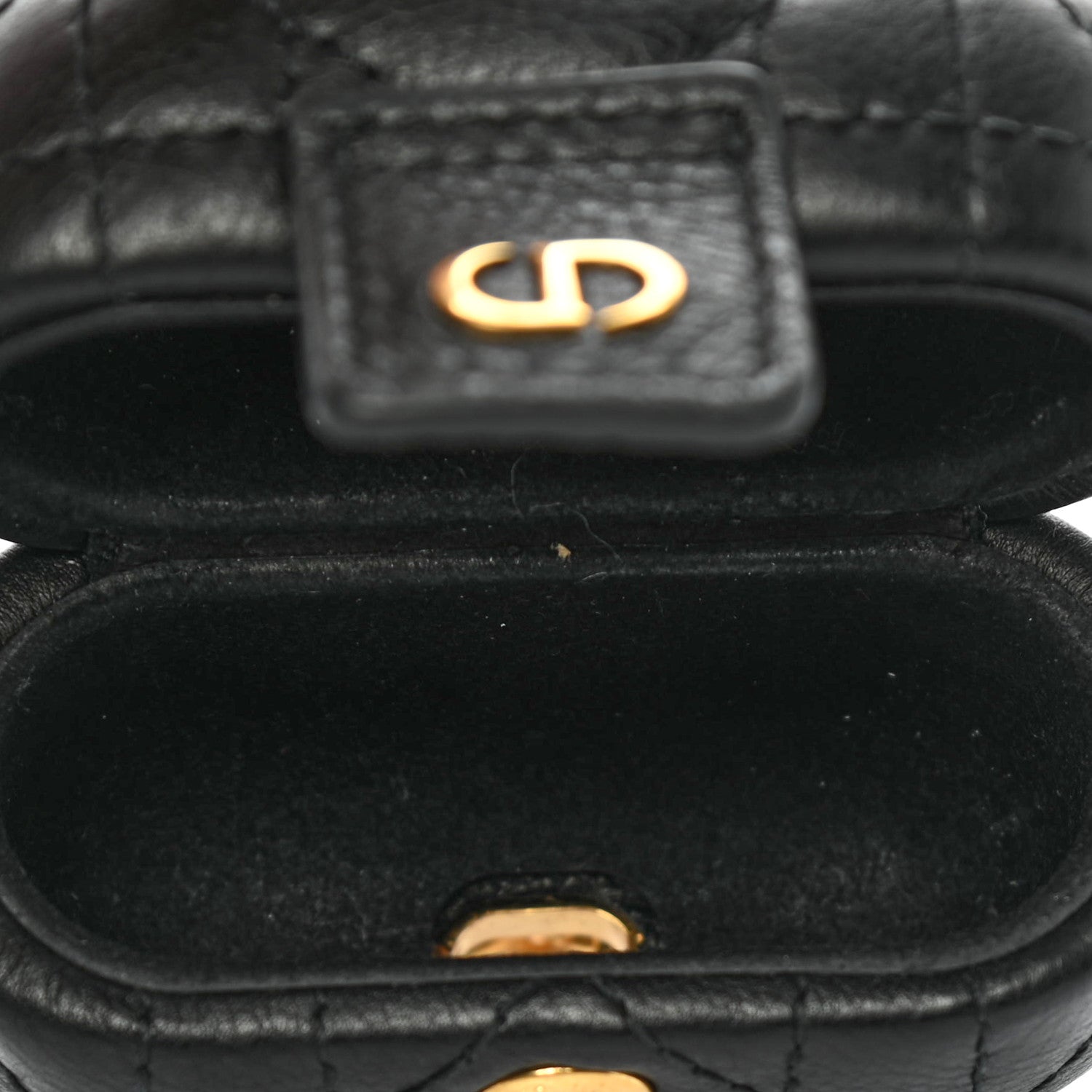 Christian Dior Supple Calfskin Cannage Caro Airpods Pro Case Black 5 of 6