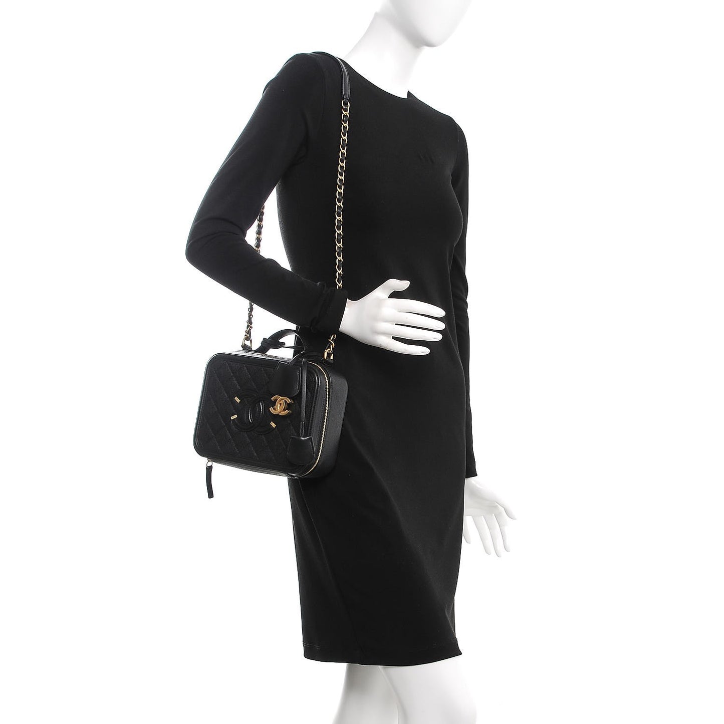Caviar Quilted Medium CC Filigree Vanity Case Black