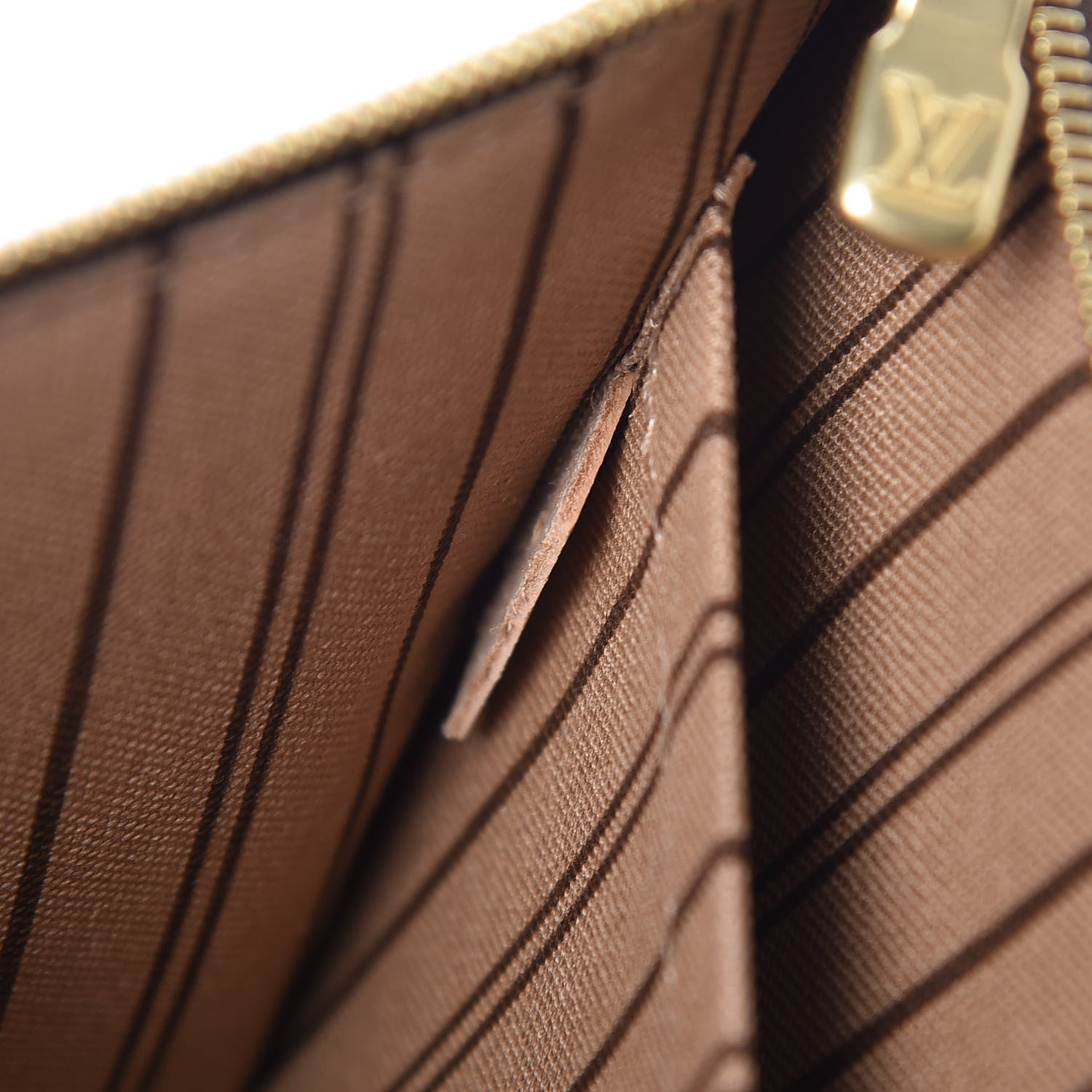 Louis Vuitton Monogram Neverfull MM GM Pochette 7 of 7