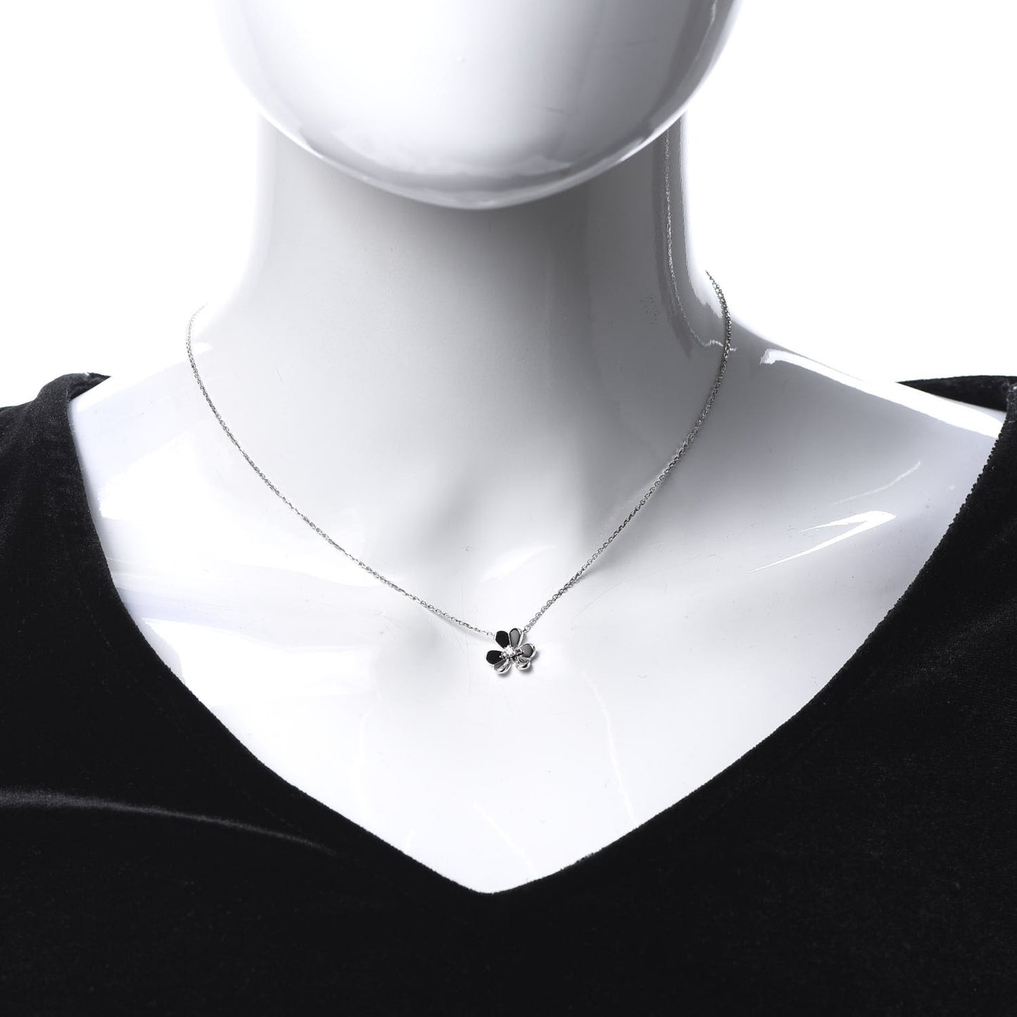 18K White Gold Diamond Mini Frivole Pendant Necklace