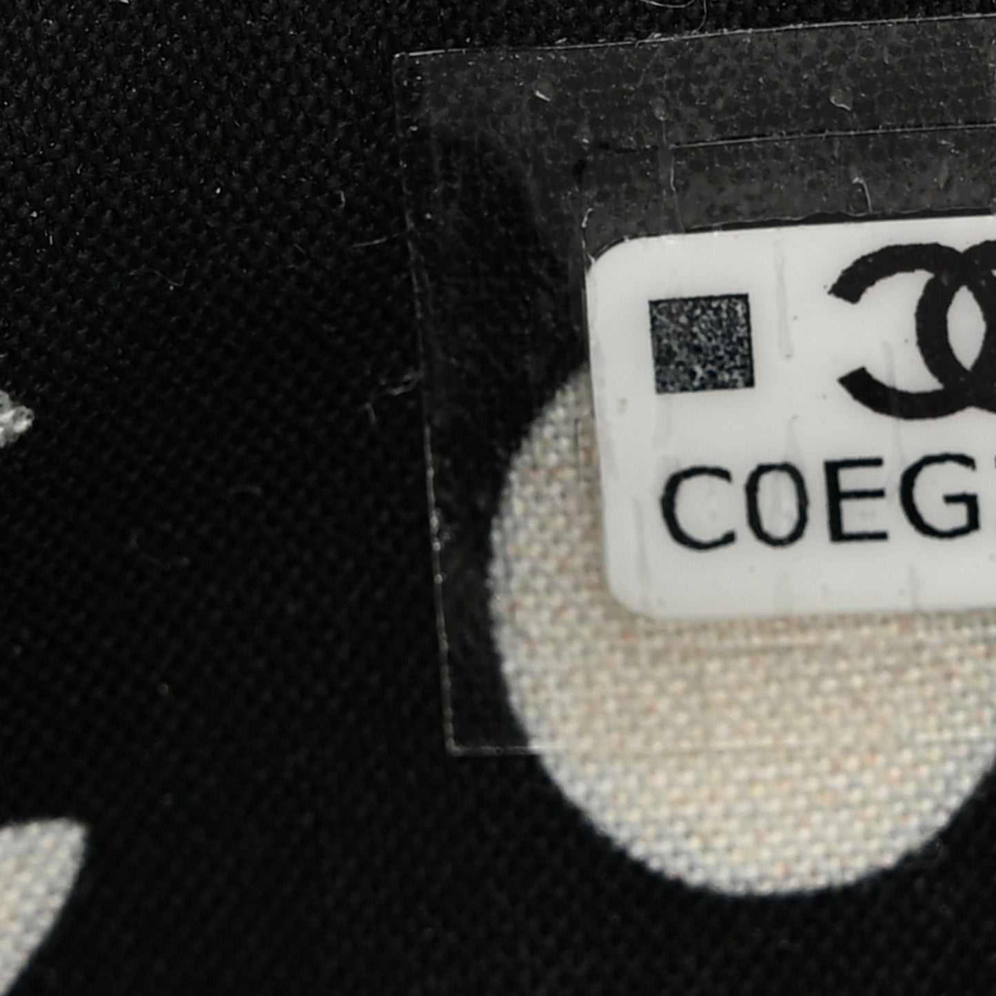 Caviar Quilted CC Logo Card Holder White