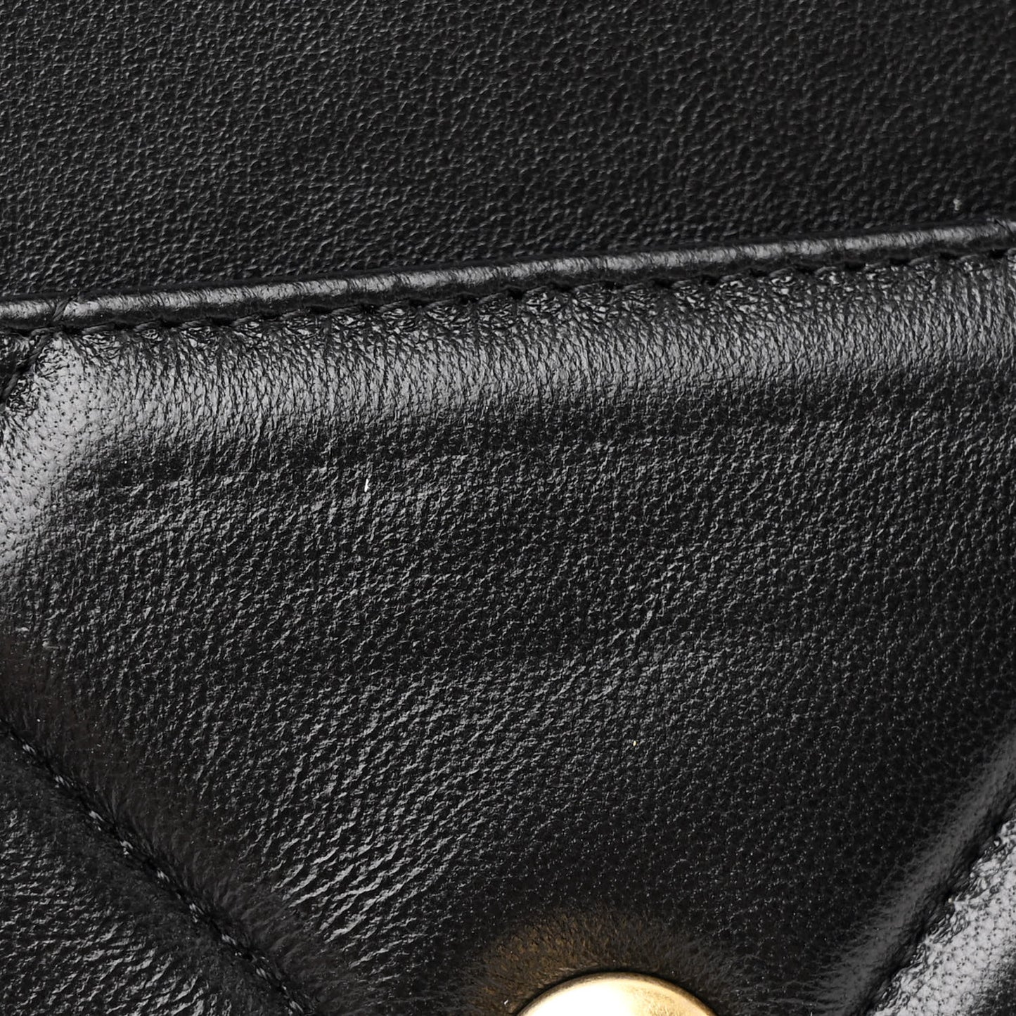 Lambskin Quilted Chanel 19 Wallet On Chain WOC Black